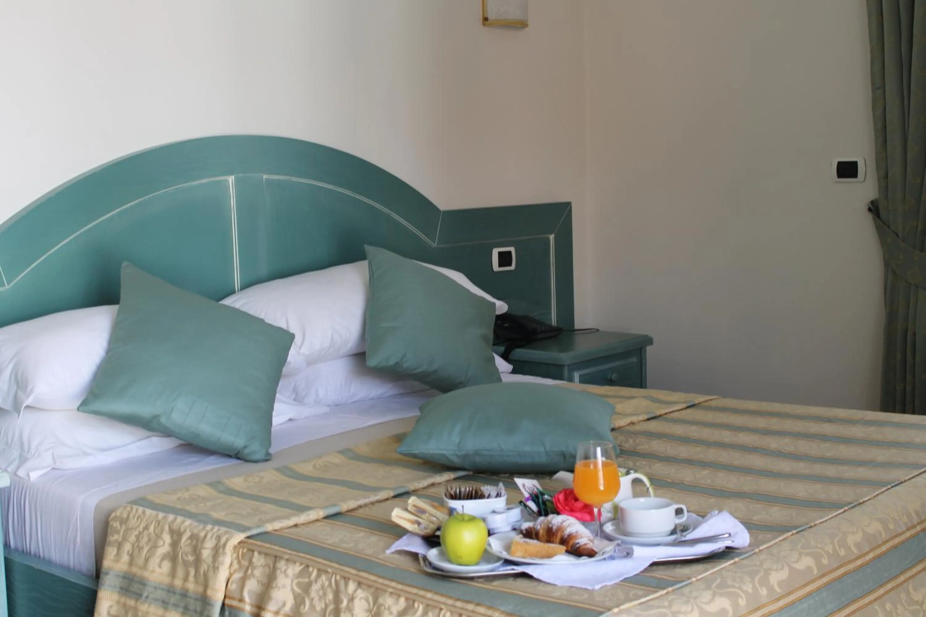 Bed in Hotel Riviera Varazze