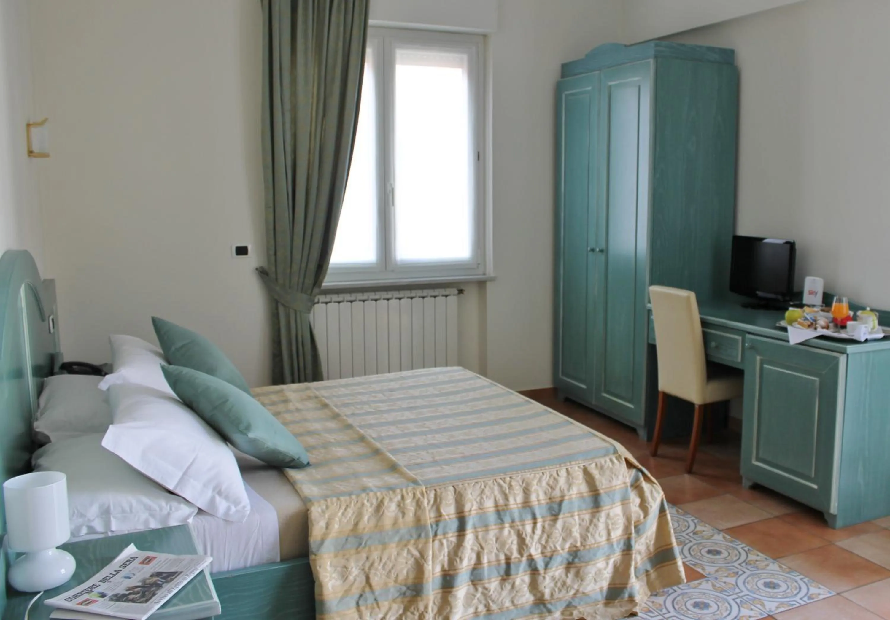 Photo of the whole room, Bed in Hotel Riviera Varazze