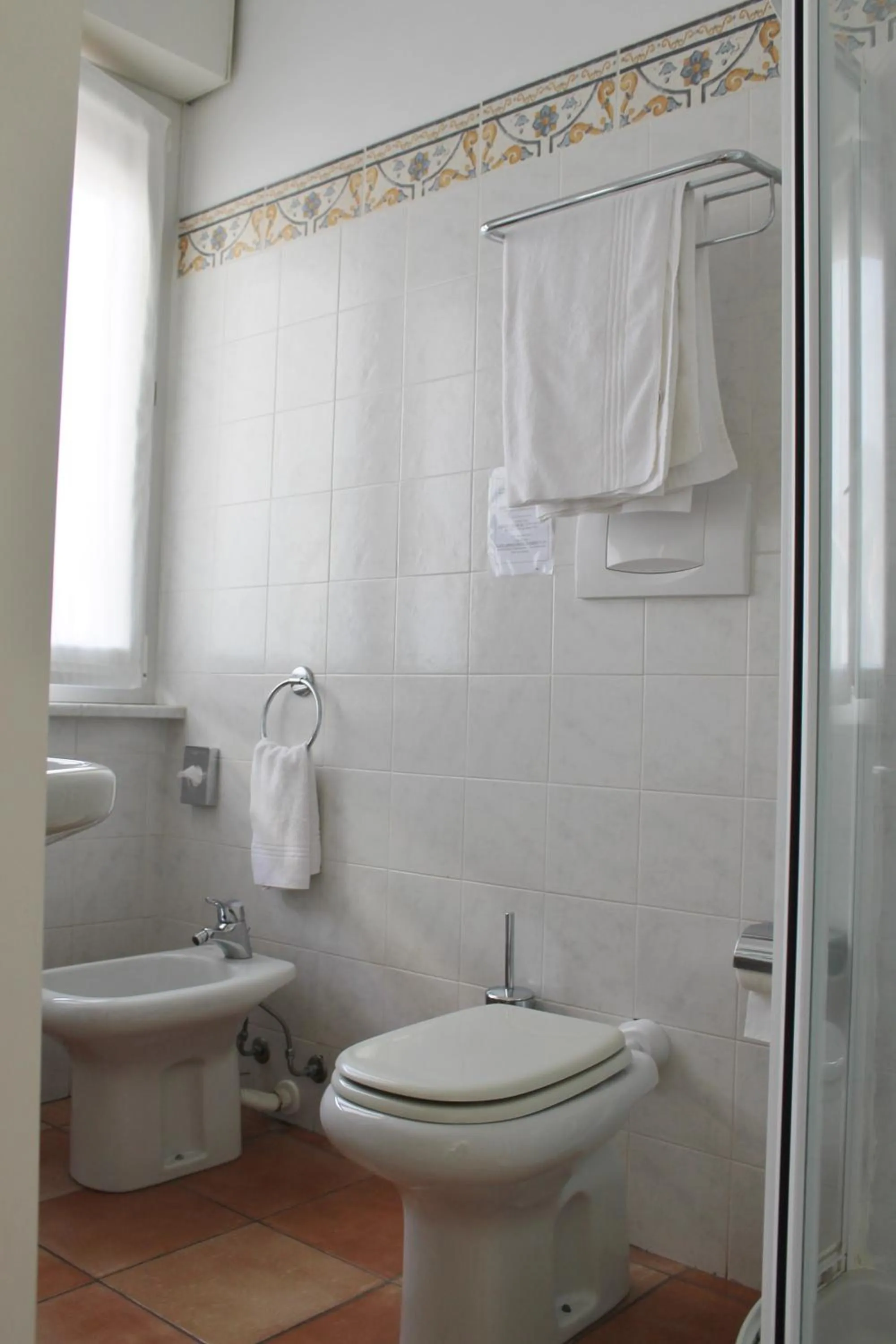 Toilet in Hotel Riviera Varazze