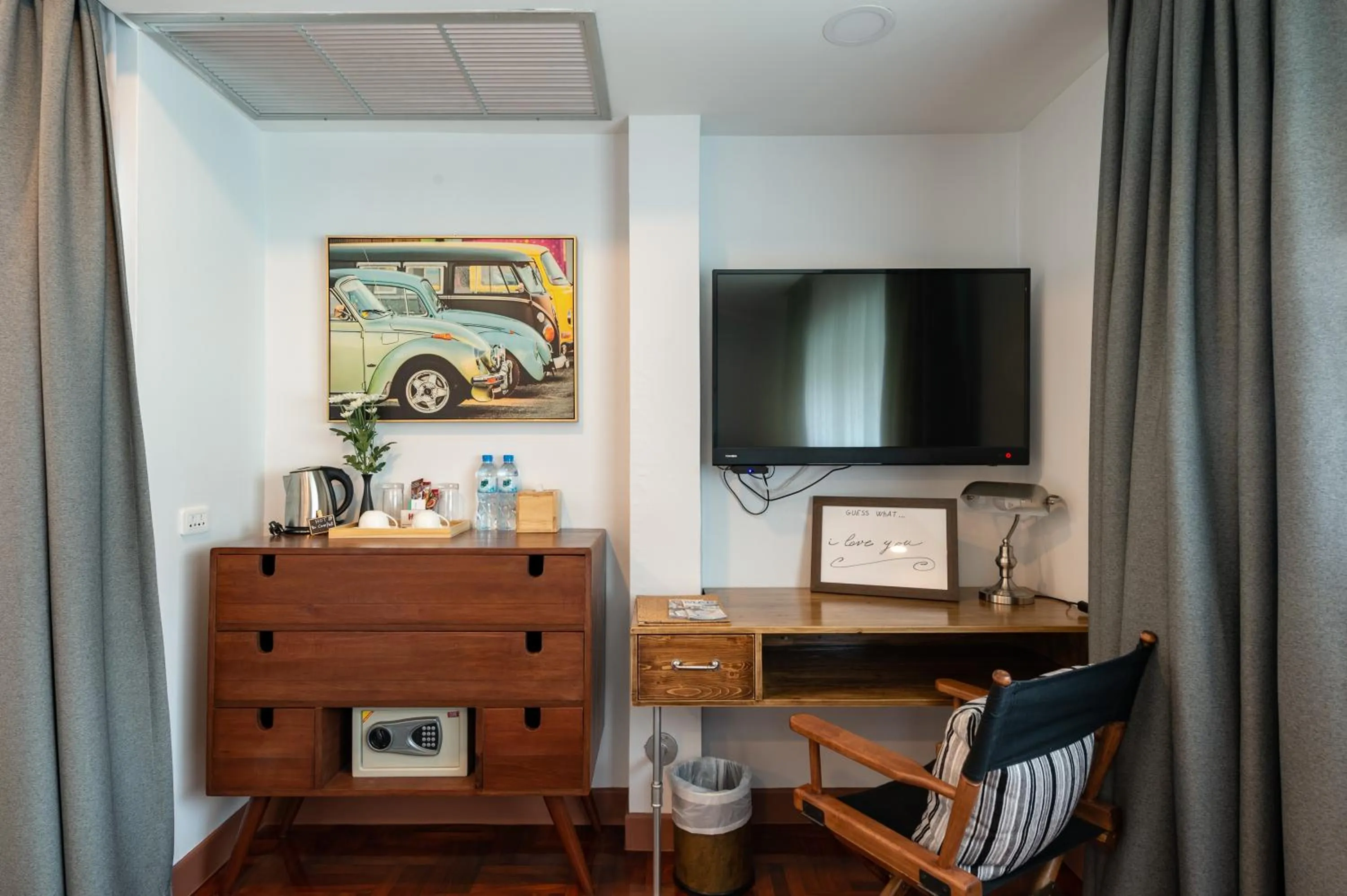 TV and multimedia in Maneeya Park Residence