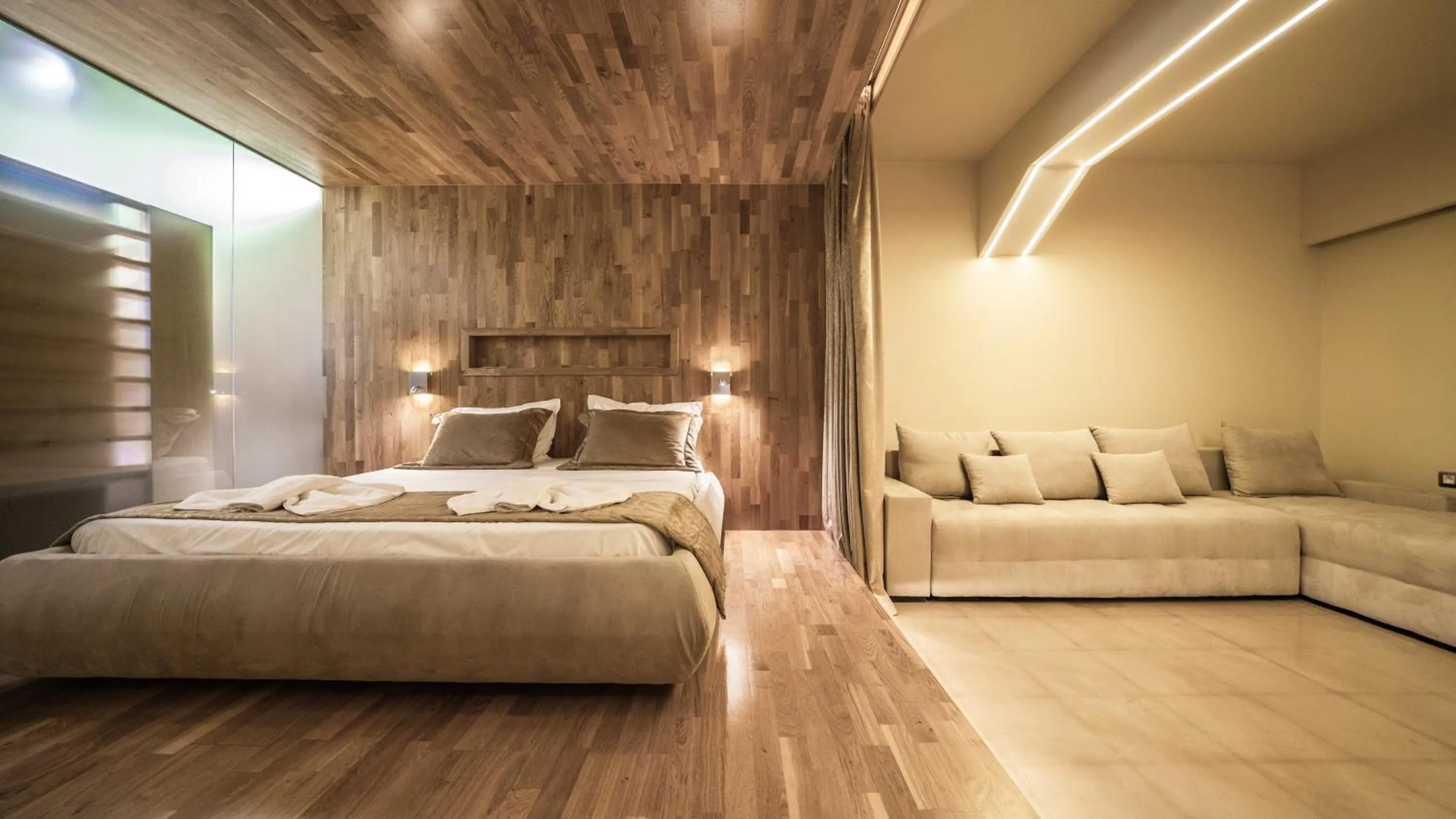 Photo of the whole room in Panorama Village Hotel