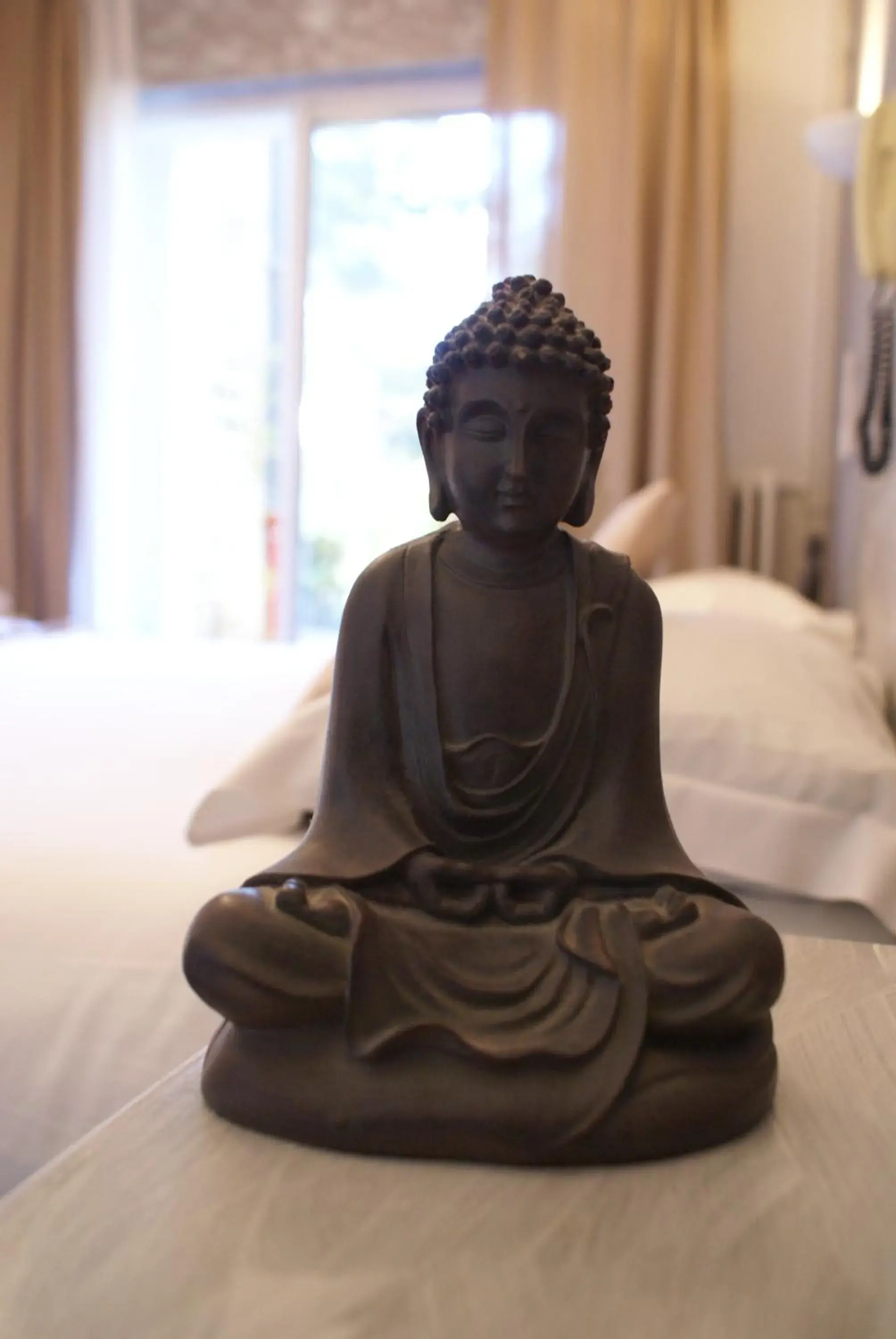 Bed in Le Petit Manoir Hotel Provence Bed in Le Petit Manoir Hotel Provence