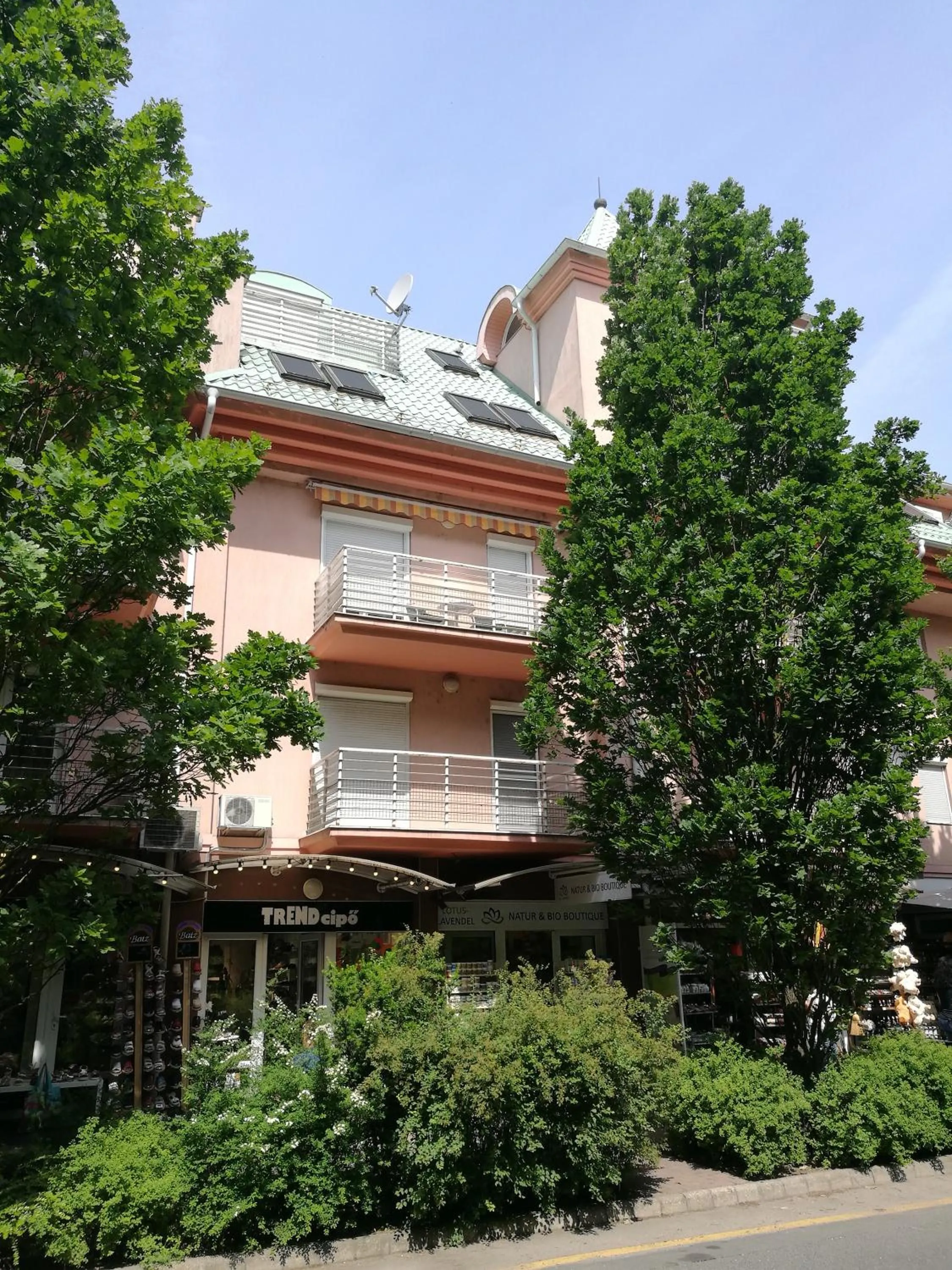 Niki Apartman