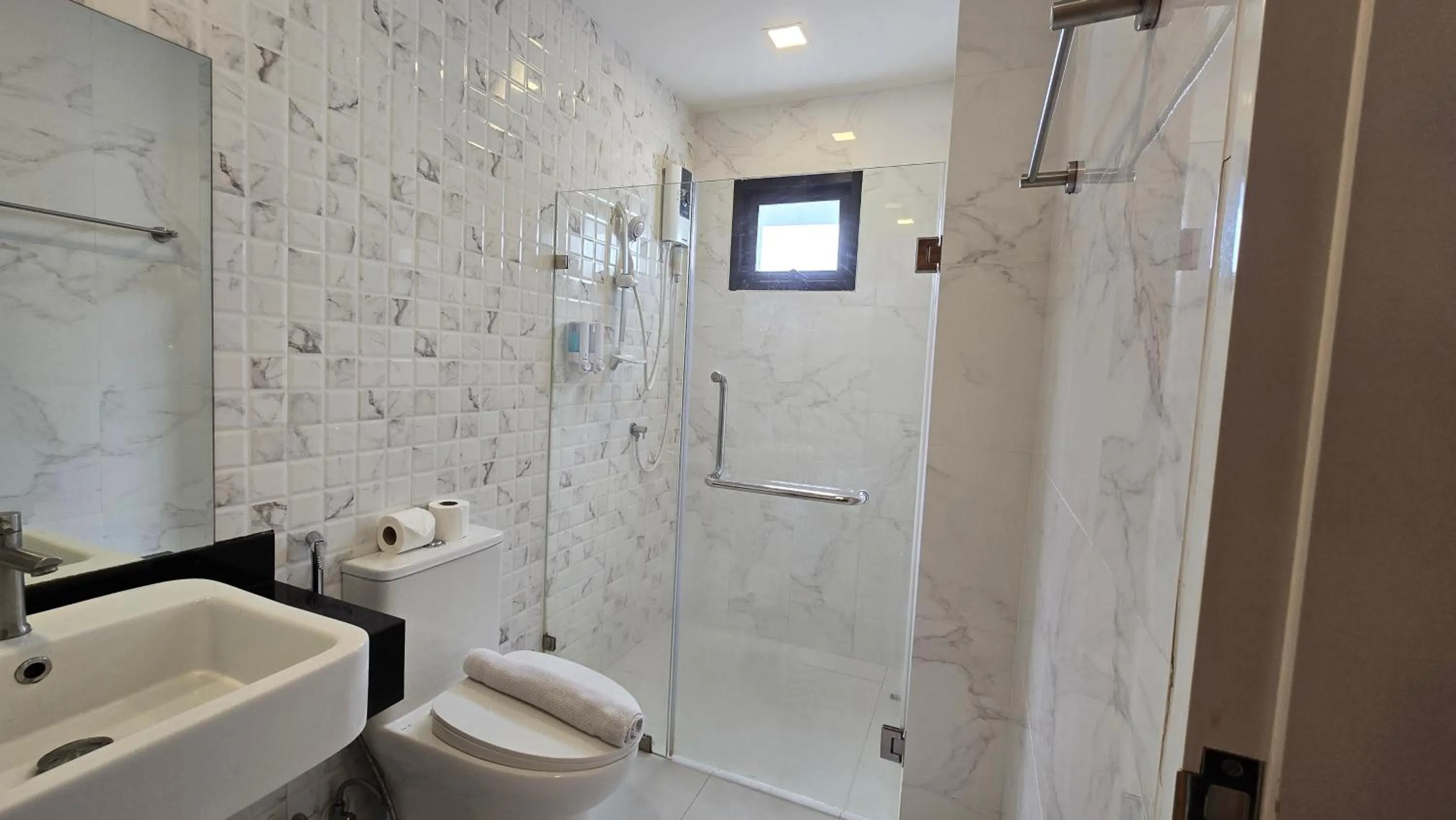 Bathroom in Sleepstation at Pratunam