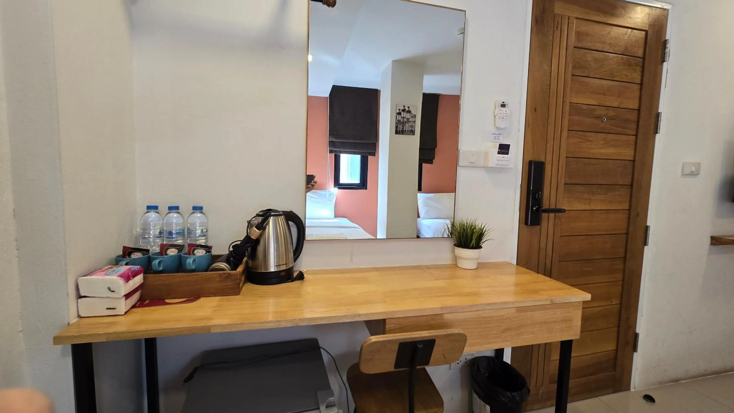 Coffee/tea facilities in Sleepstation at Pratunam