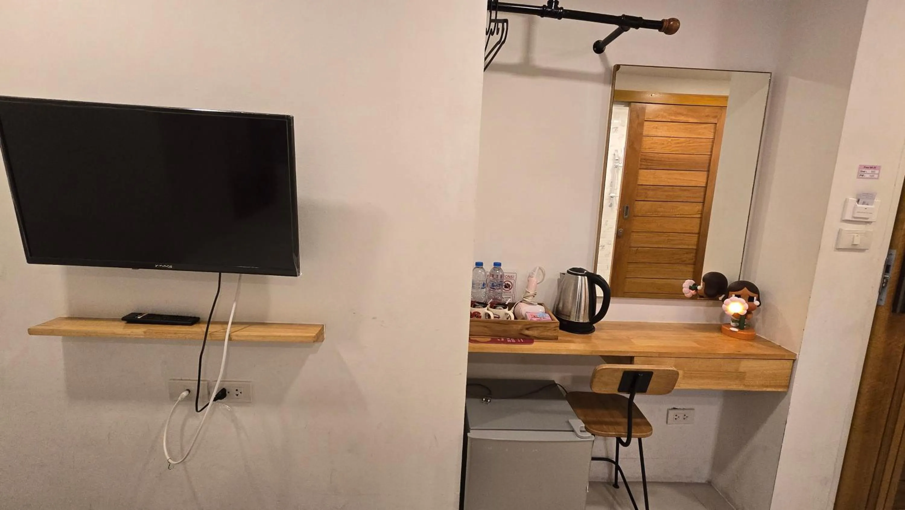 TV and multimedia in Sleepstation at Pratunam