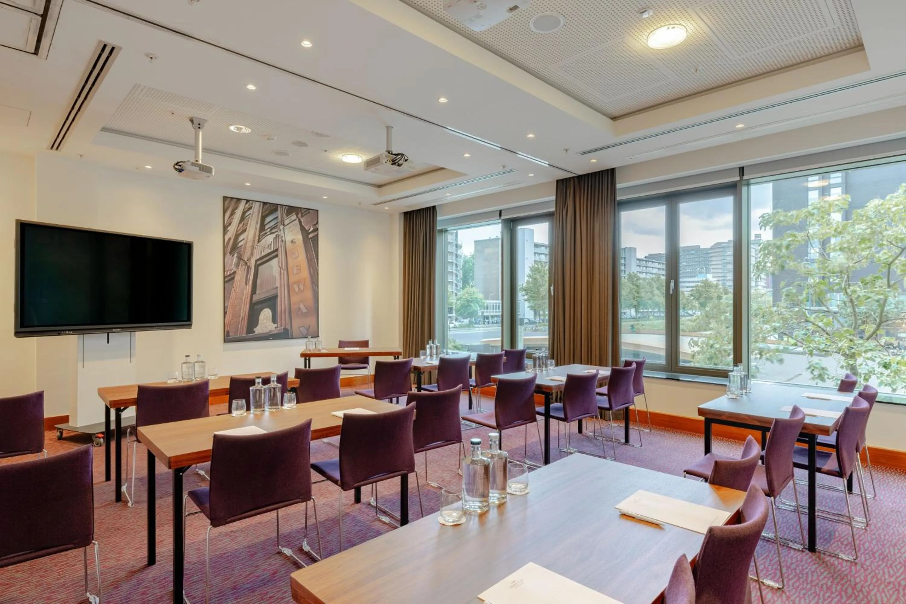 Meeting/conference room in Crowne Plaza Amsterdam - South by IHG