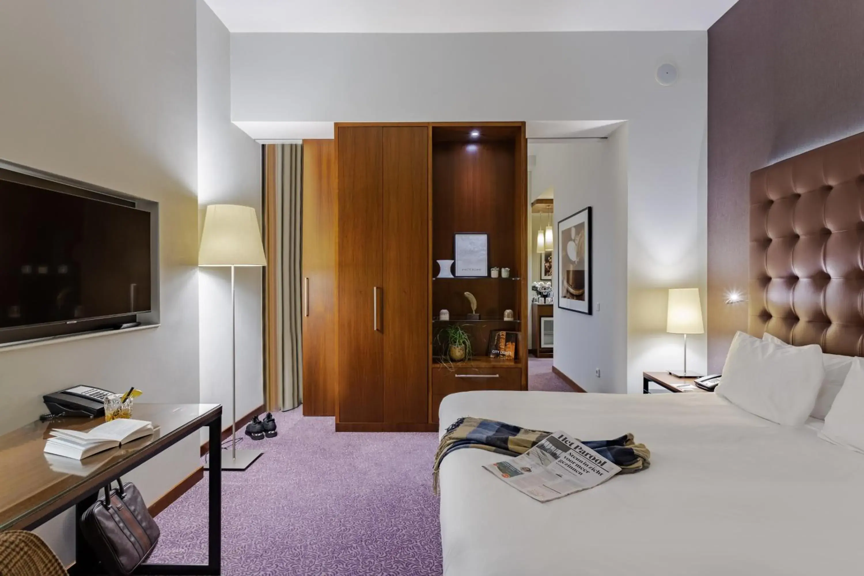 Bed in Crowne Plaza Amsterdam - South by IHG Bed in Crowne Plaza Amsterdam - South by IHG