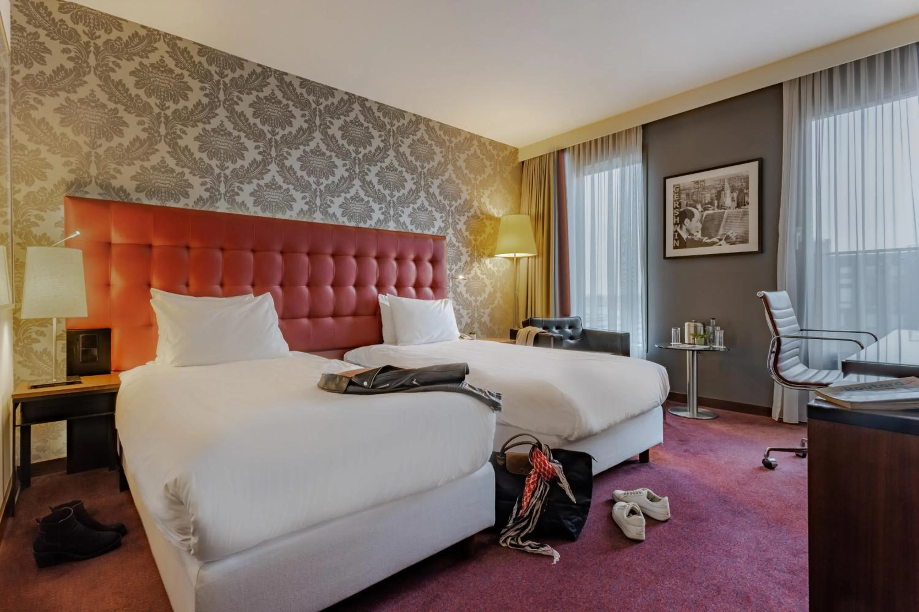 Photo of the whole room, Bed in Crowne Plaza Amsterdam - South by IHG