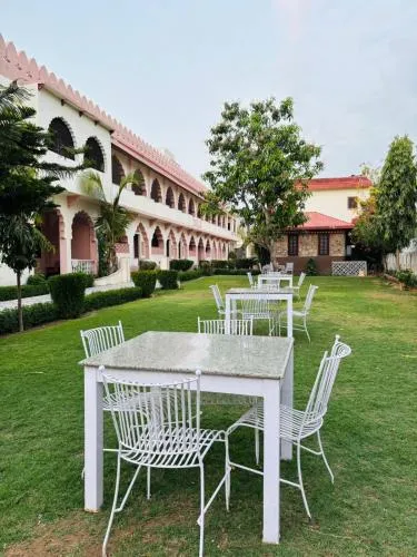 Sajjan Bagh Resort