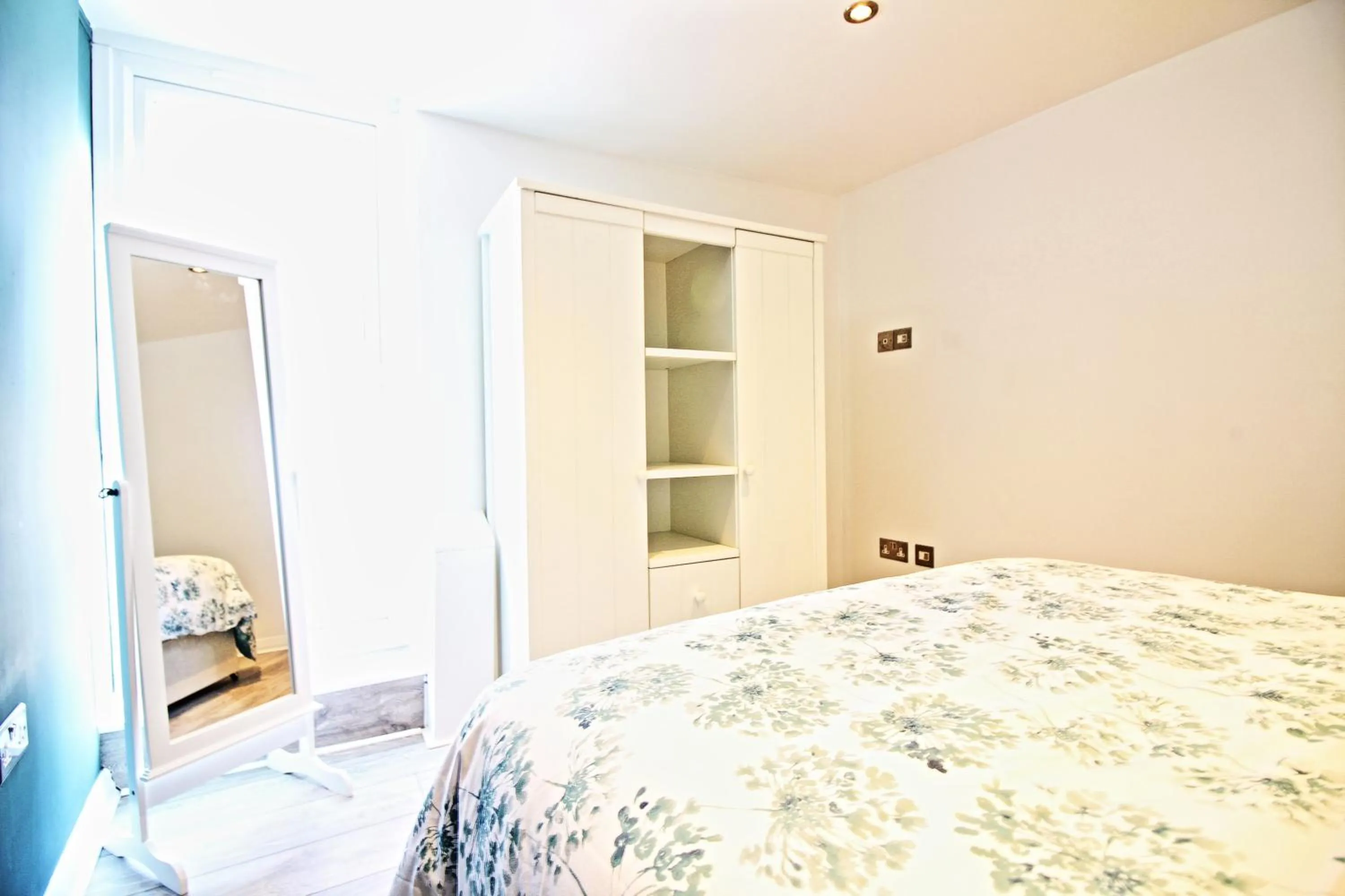 Bed in Star Apartment Ipswich, A Hidden Gem near the Waterfront