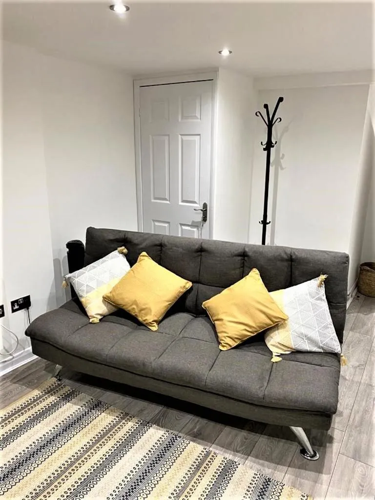 Living room in Star Apartment Ipswich, A Hidden Gem near the Waterfront