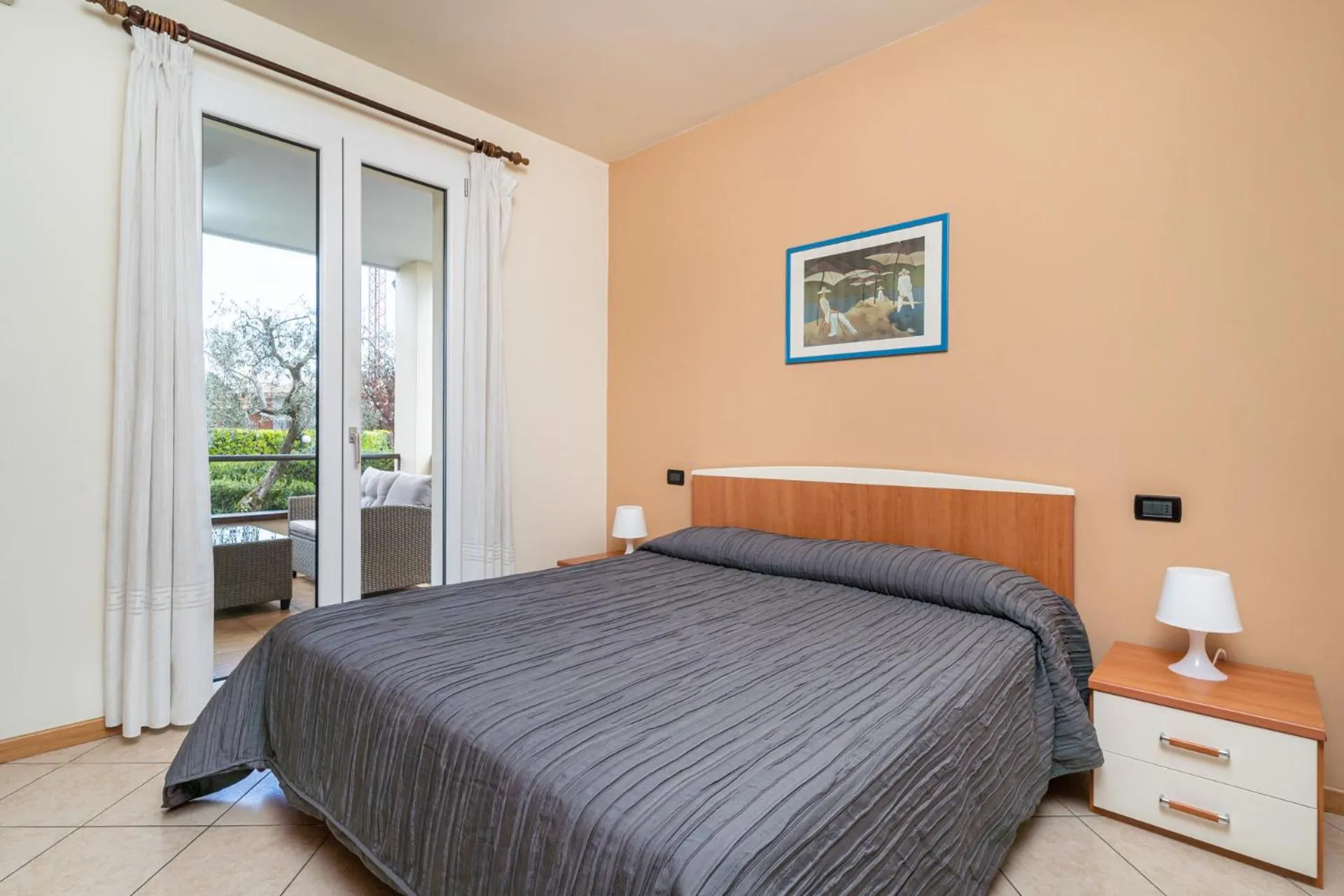 Bedroom, Bed in Residence Primera