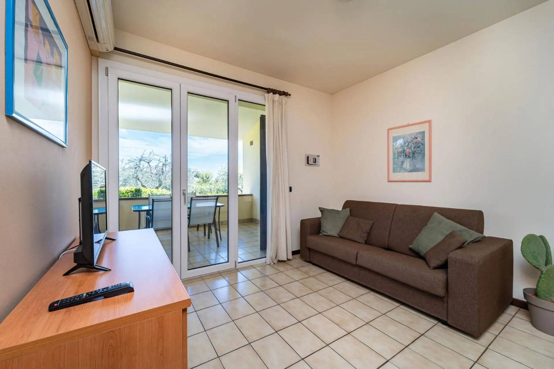 TV and multimedia in Residence Primera