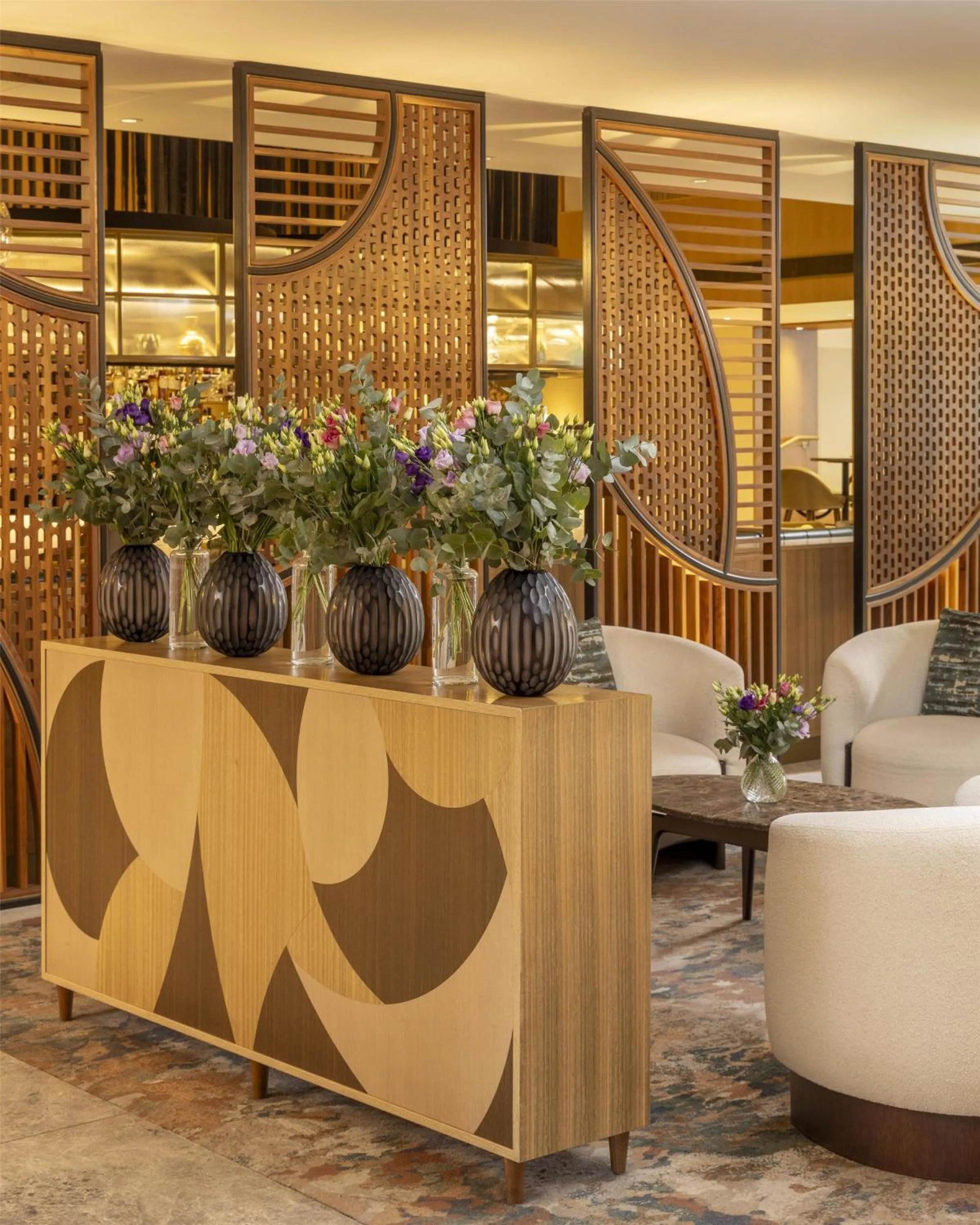 Lobby or reception in Hilton London Metropole