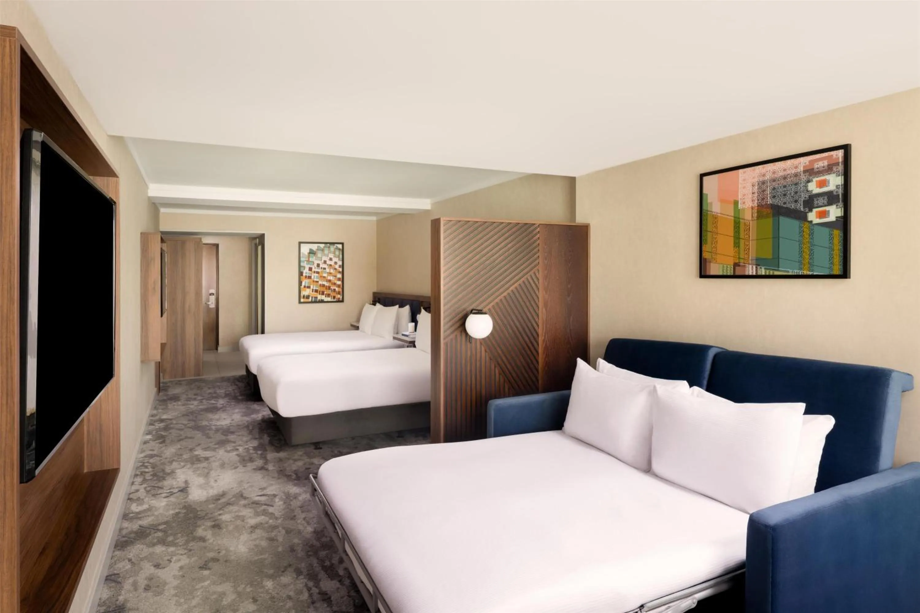 Bed in Hilton London Metropole