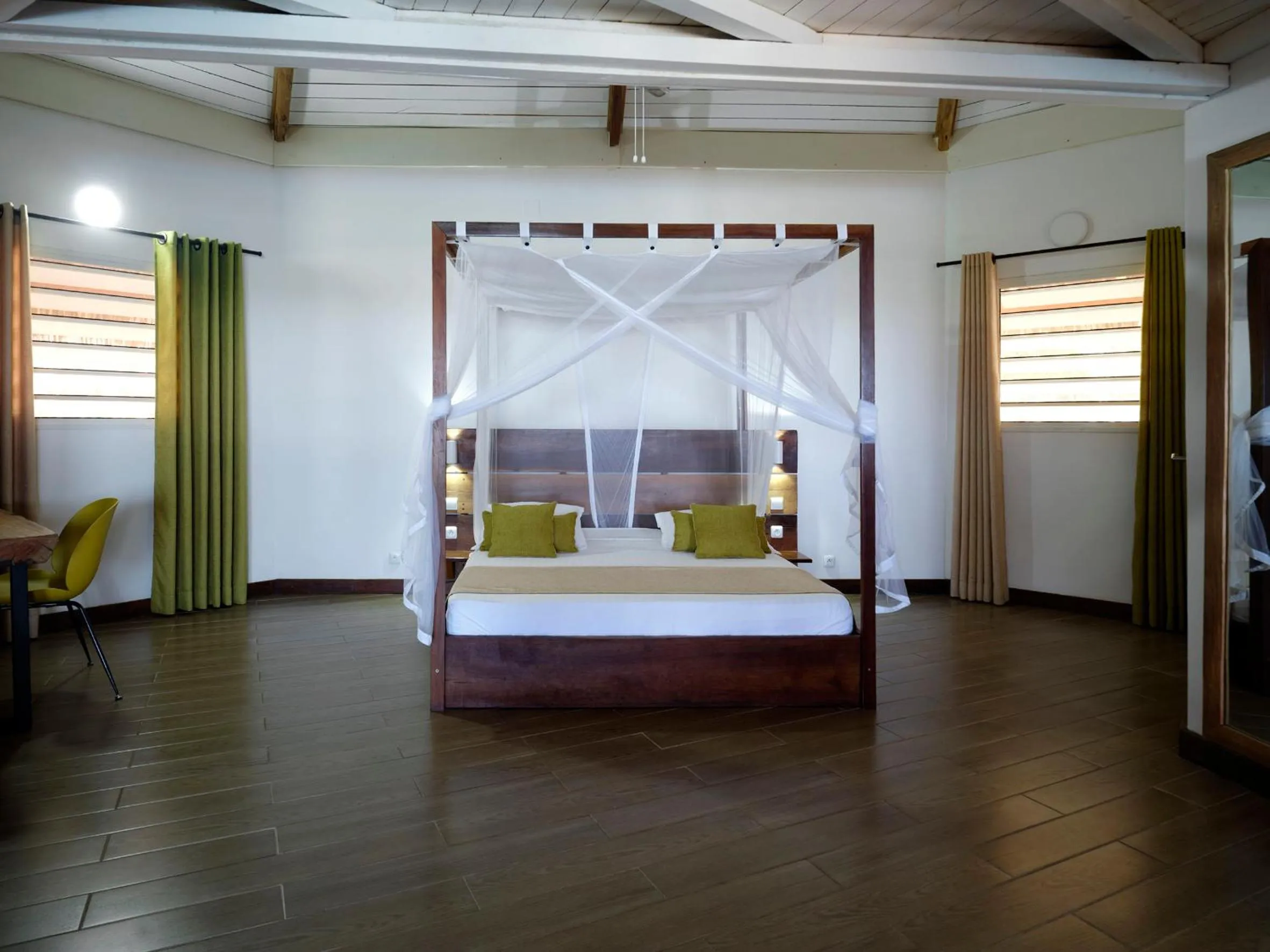 Bedroom, Bed in Antsanitia Resort