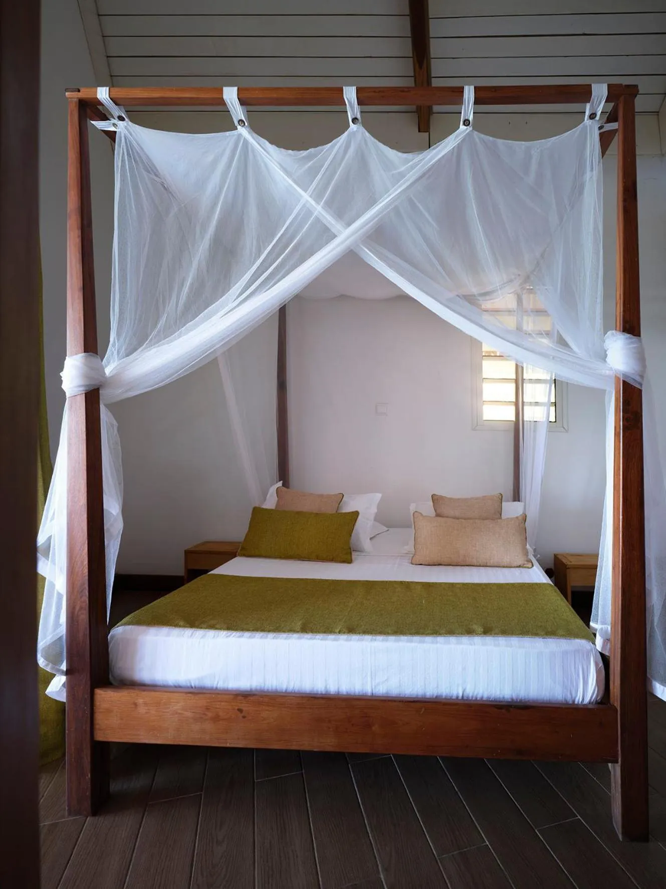 Bed in Antsanitia Resort