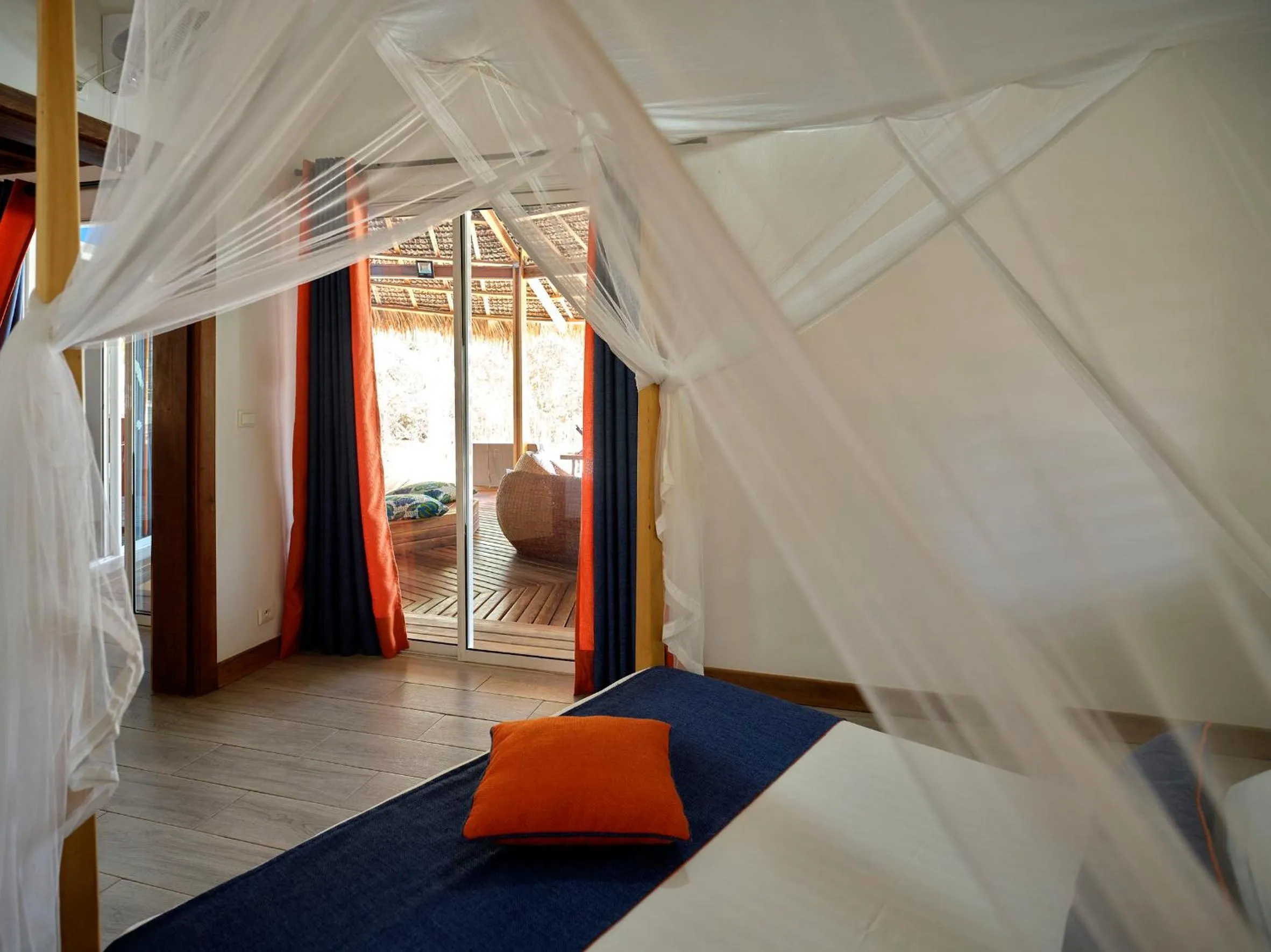 Photo of the whole room, Bed in Antsanitia Resort