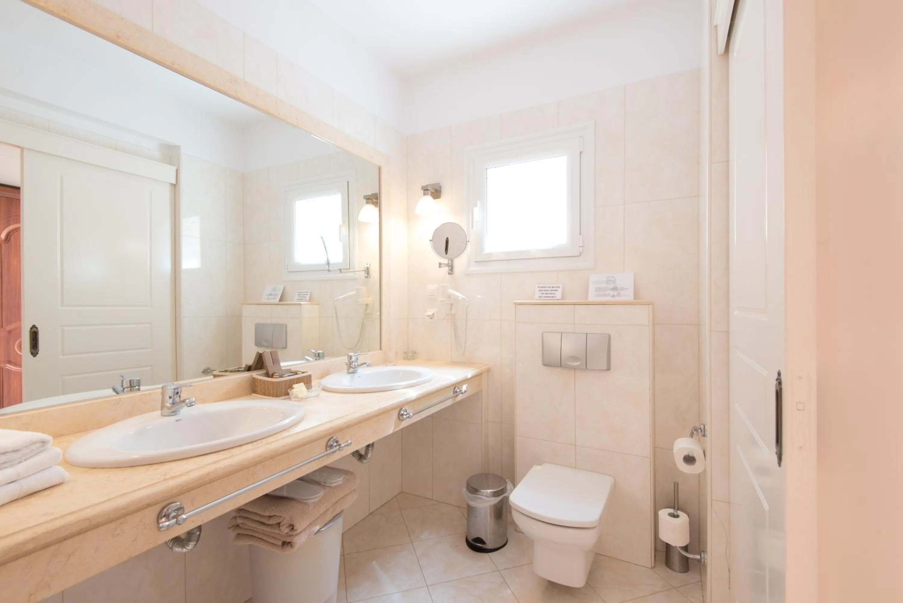 Bathroom in Myrties Boutique Apartments