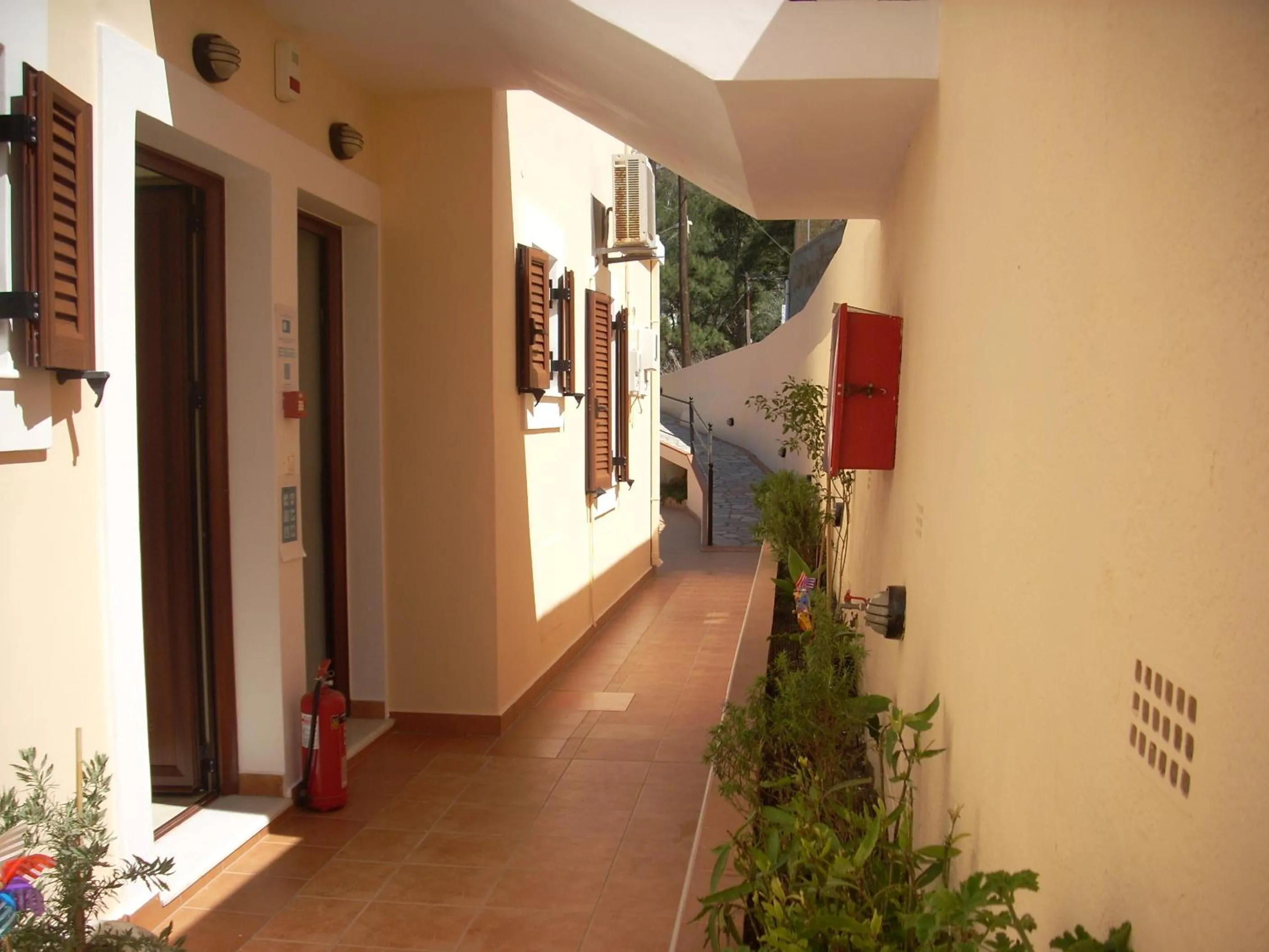 Day in Myrties Boutique Apartments