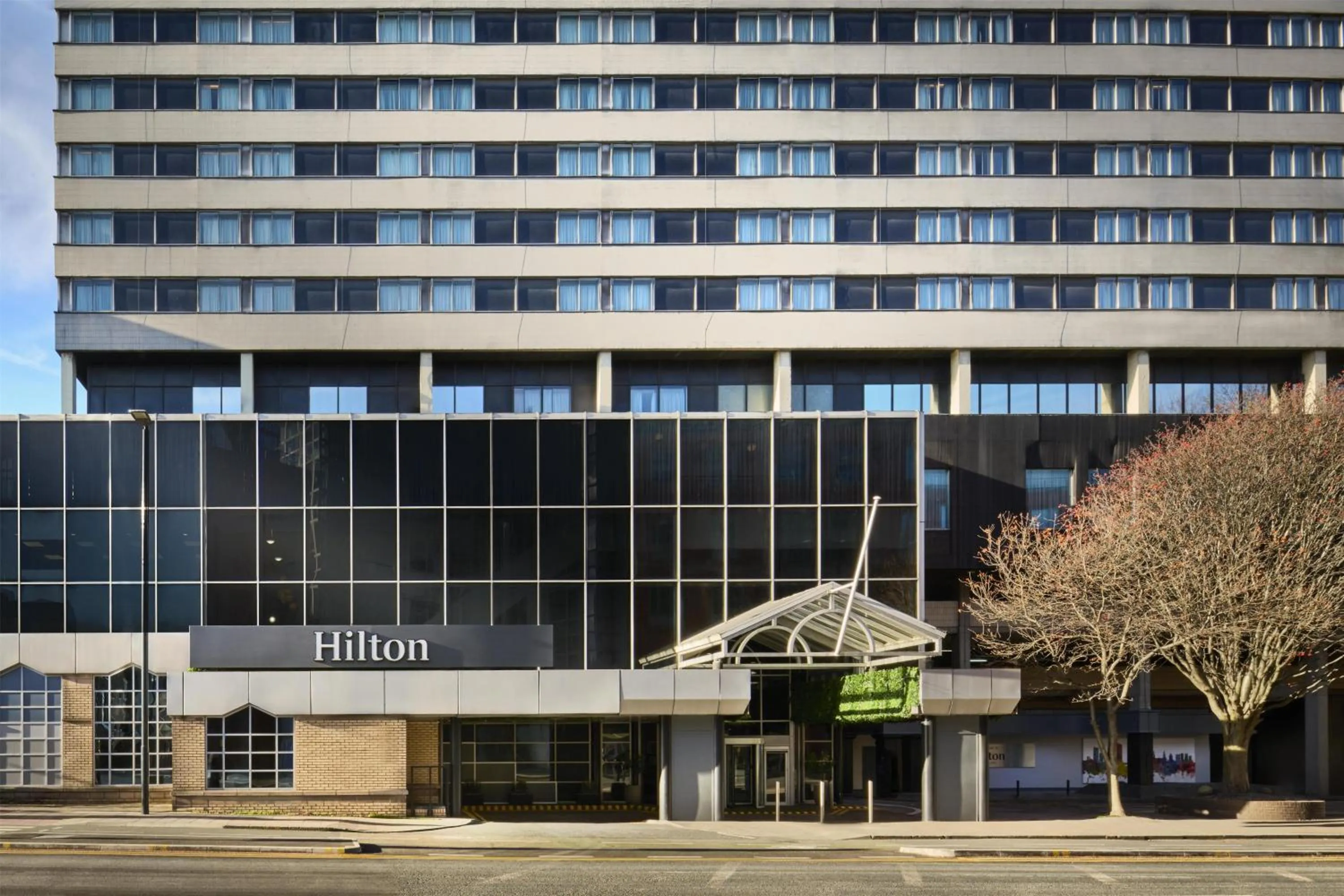 Property building in Hilton Leeds City