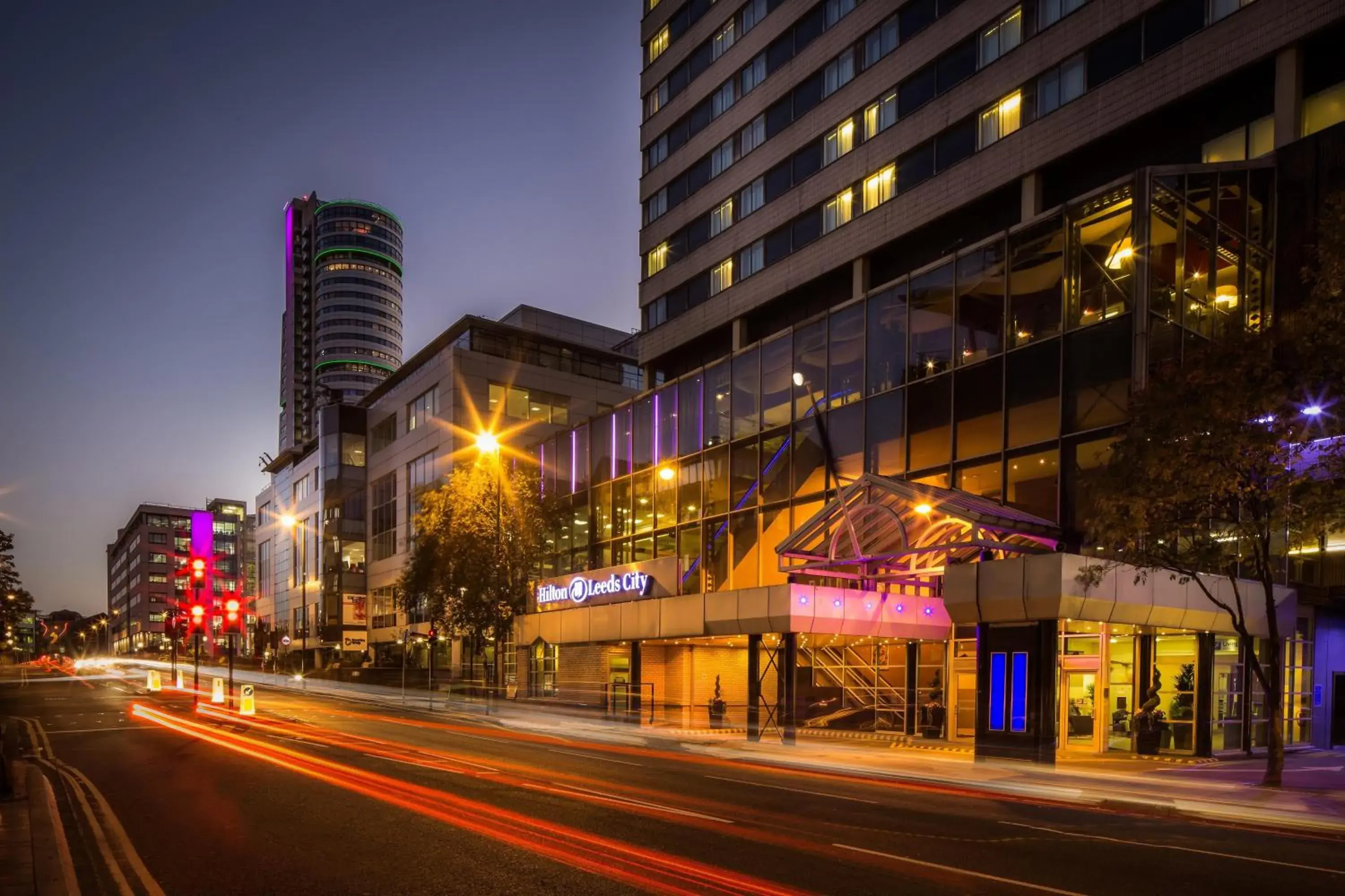 Property building in Hilton Leeds City Property building in Hilton Leeds City