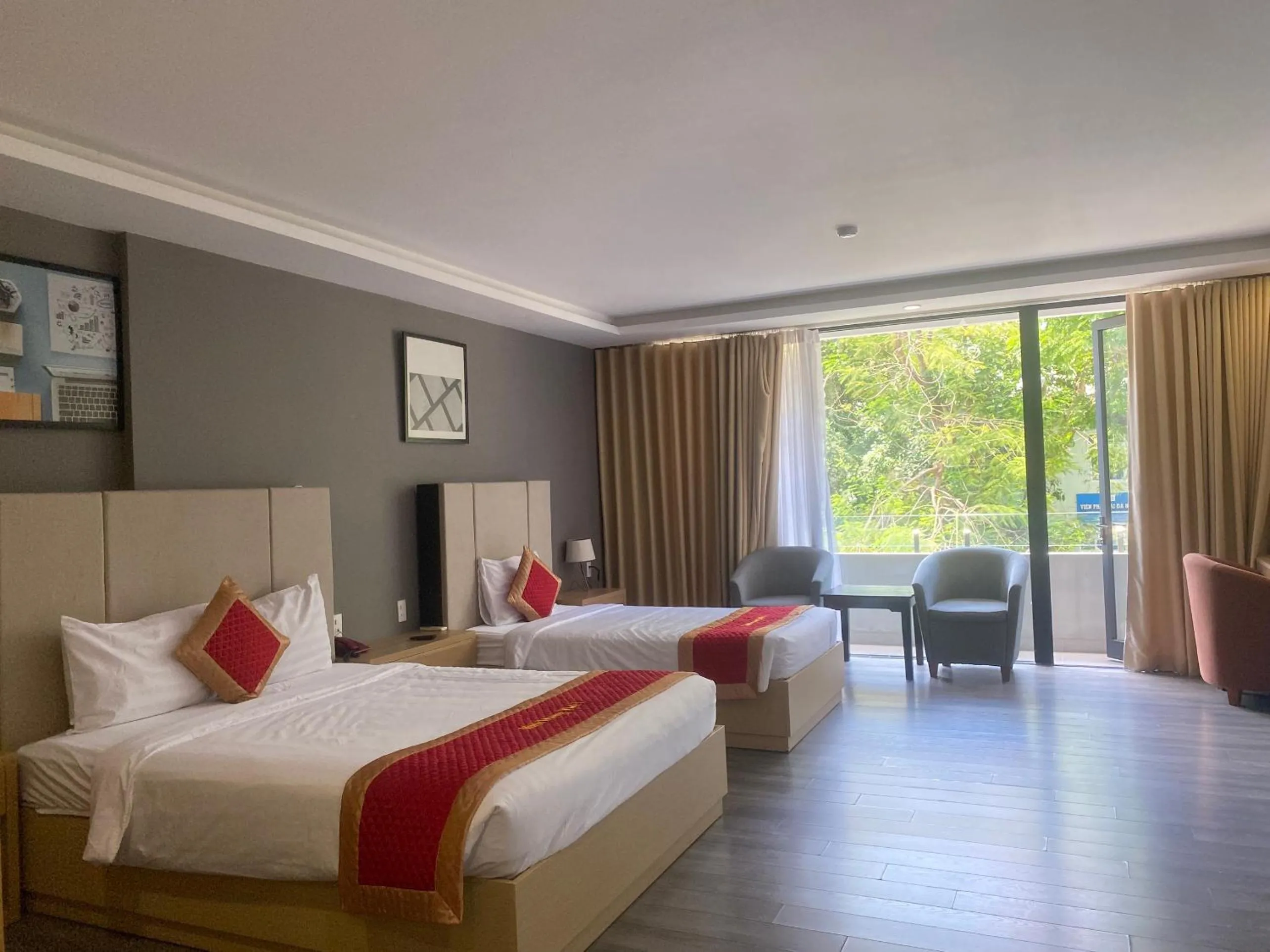 Bed in Binh Duong Resident Hotel