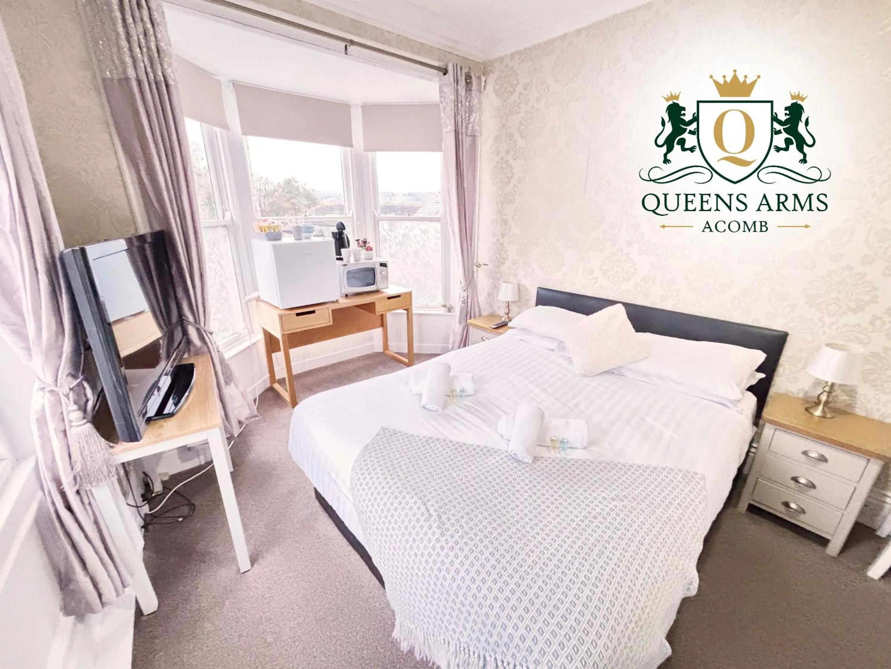 Bed in The Queens Arms Hotel Acomb