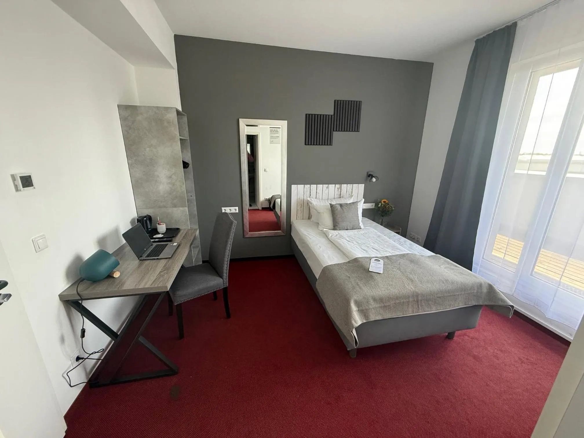 Photo of the whole room, Bed in Hotel Aviva