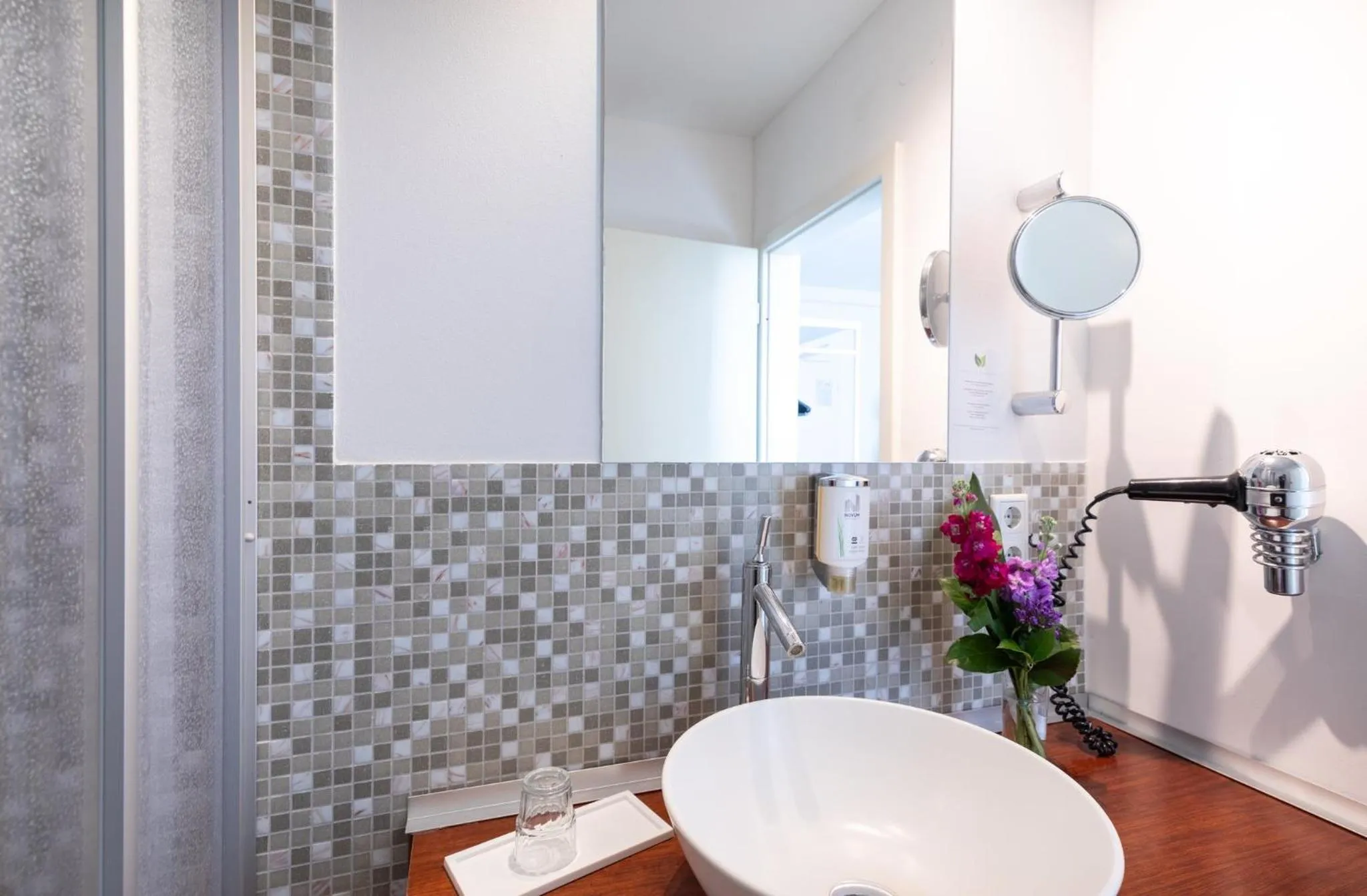 Bathroom in Hotel Aviva