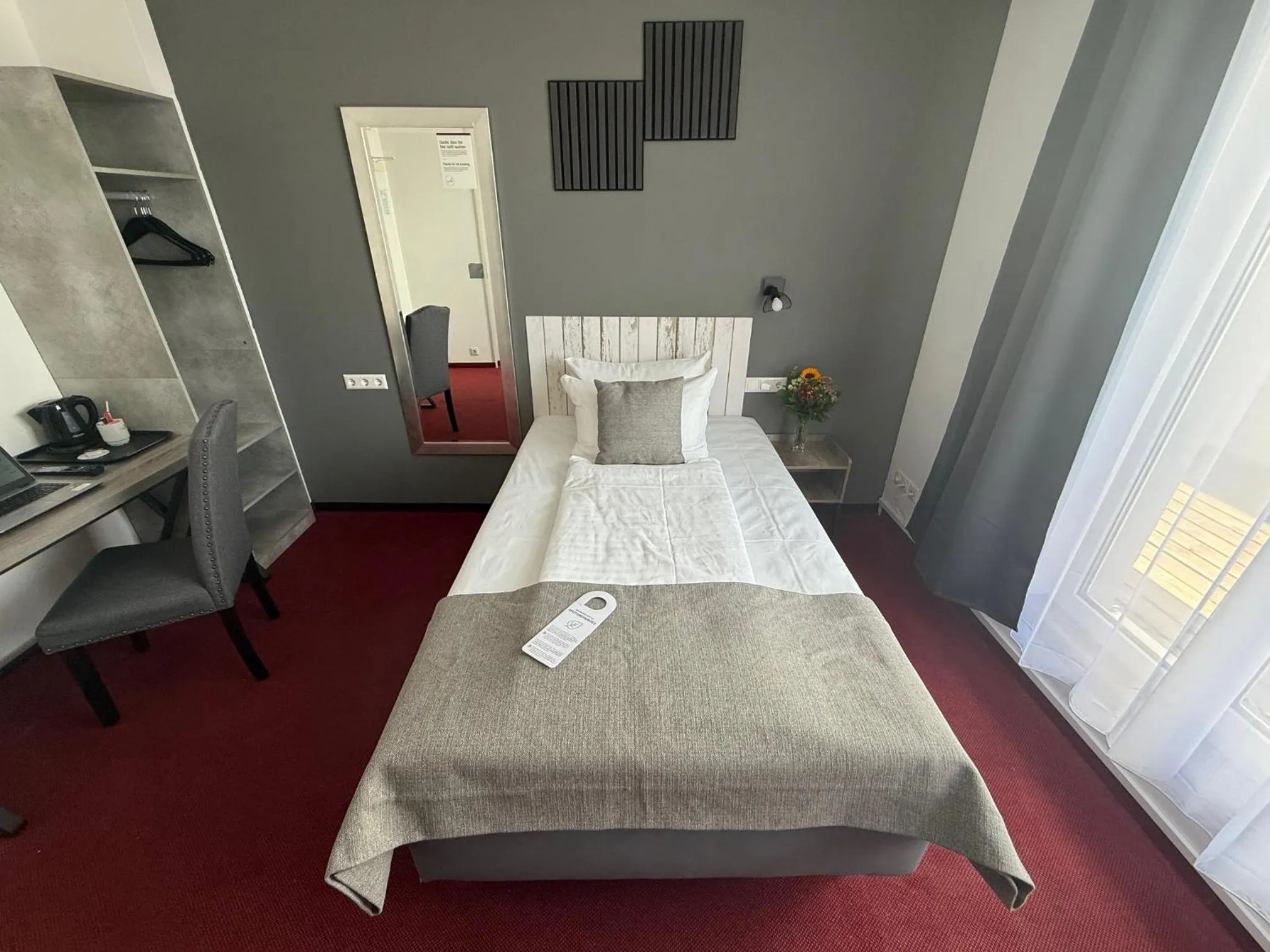 Photo of the whole room, Bed in Hotel Aviva