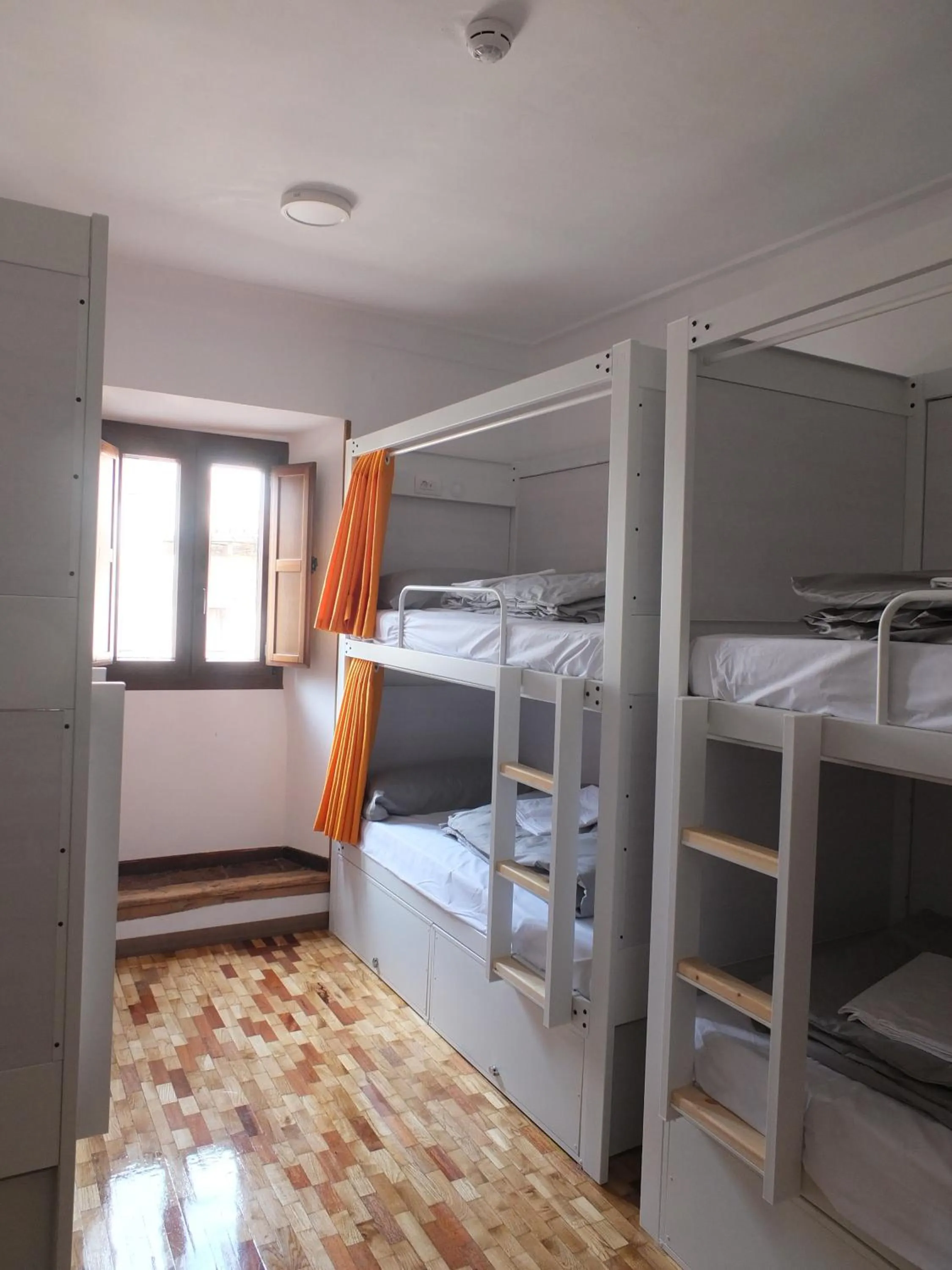 Bedroom, Bed in El Albergue de Sigüenza