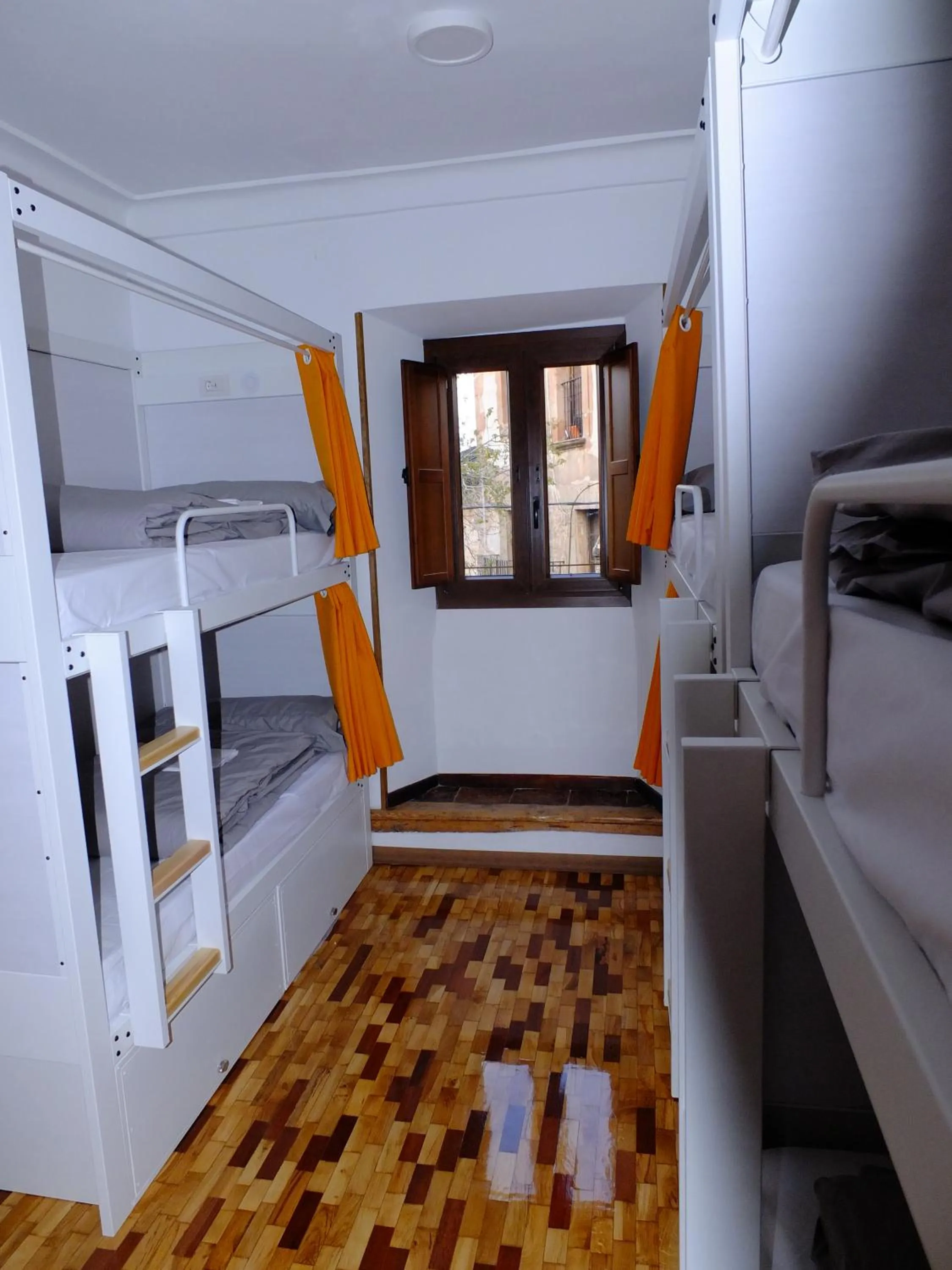 Bedroom, Bed in El Albergue de Sigüenza
