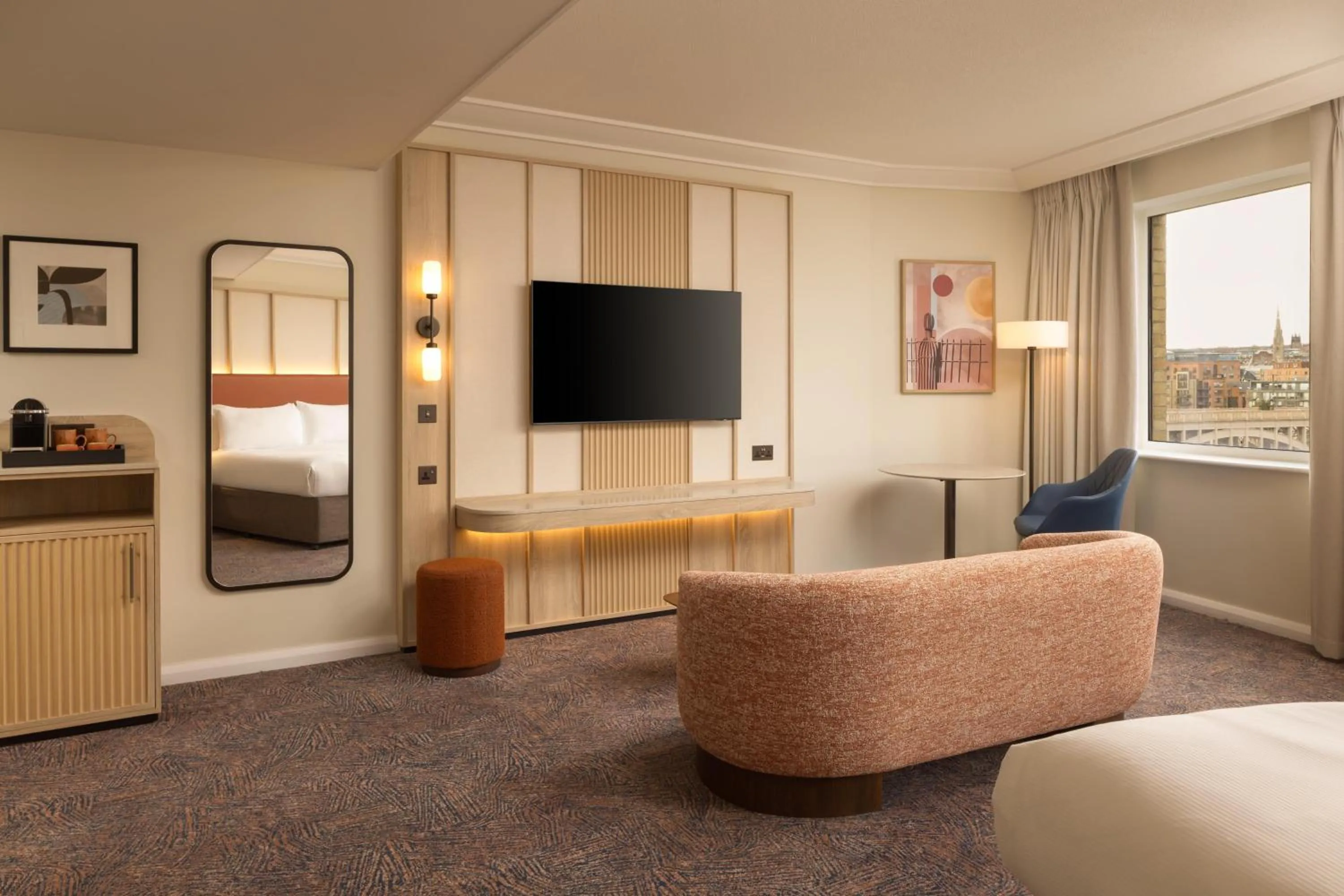 Living room, Bed in Hilton Newcastle Gateshead