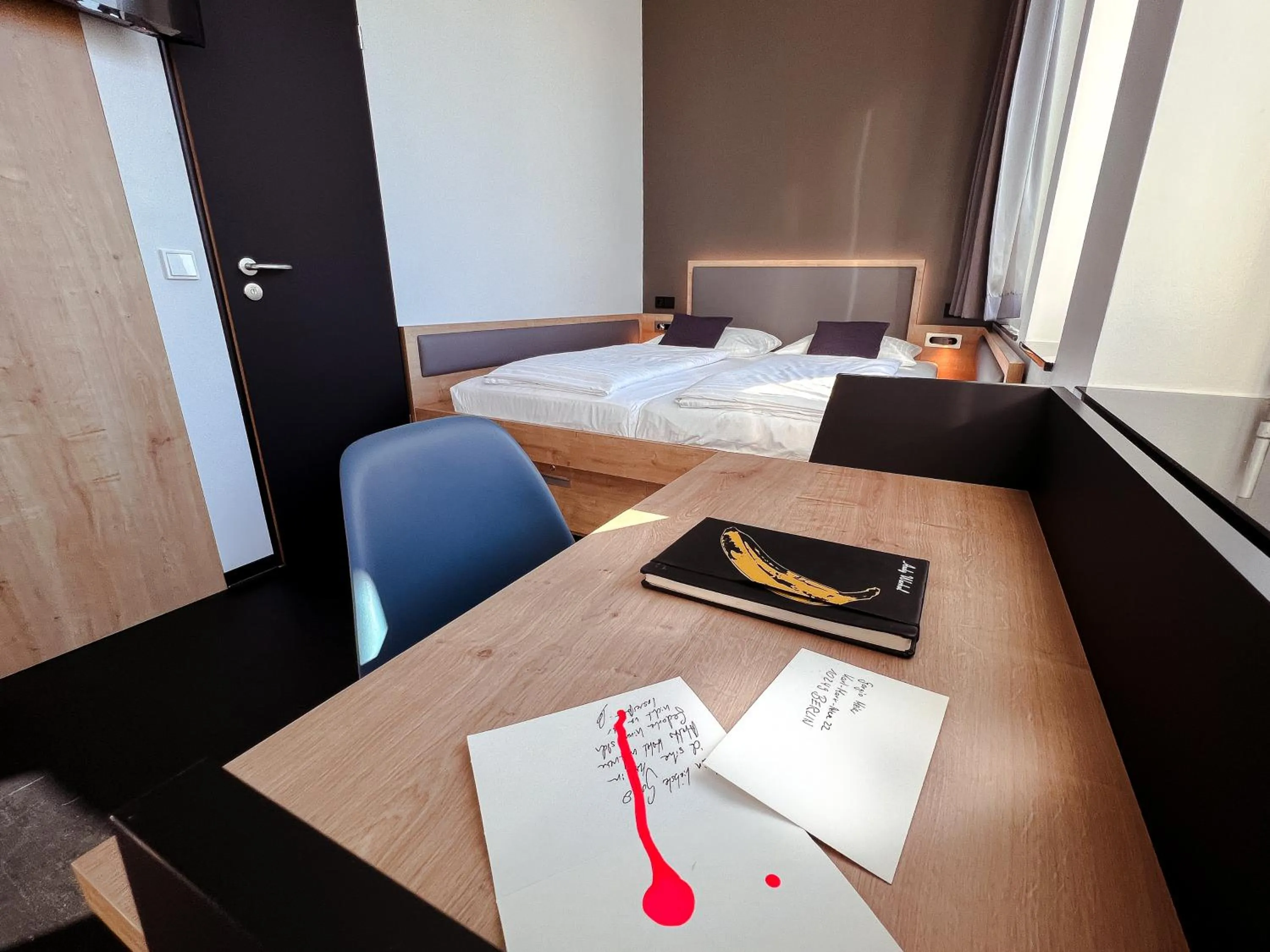 Photo of the whole room, Bed in aletto Hotel Kudamm