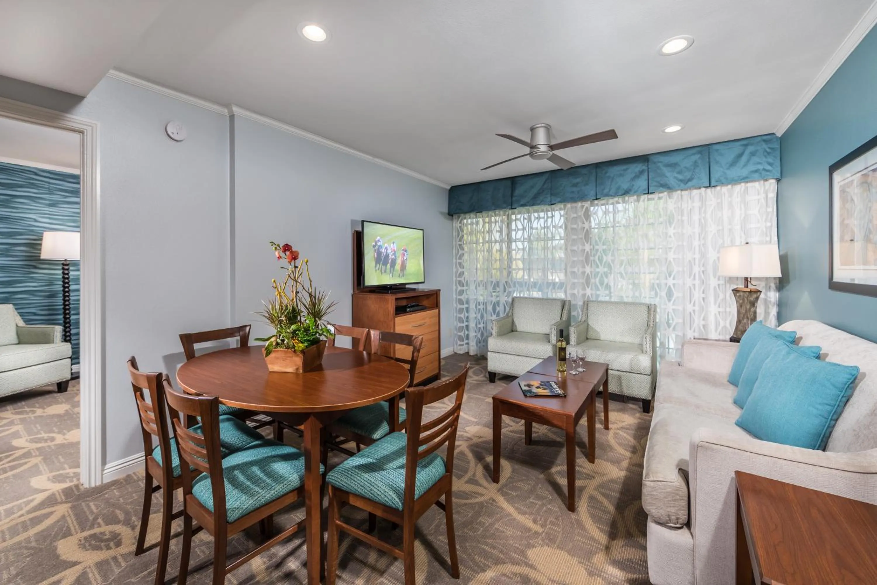 Winners Circle Resort