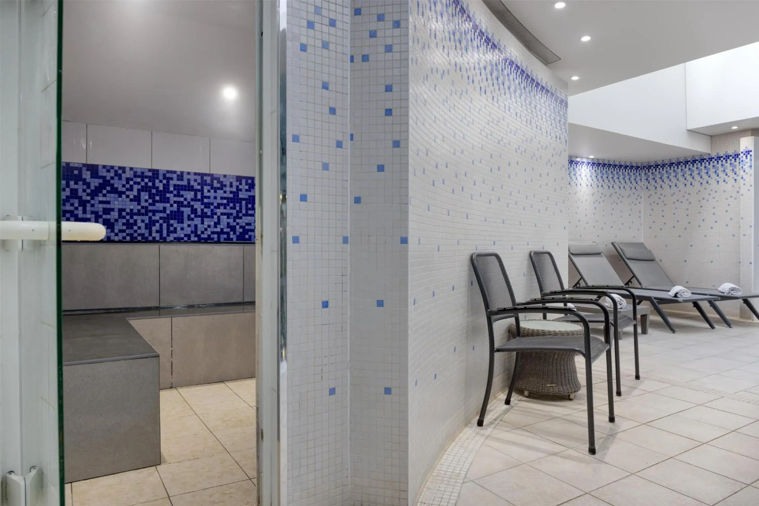 Spa and wellness centre/facilities in Hilton Cardiff Spa and wellness centre/facilities in Hilton Cardiff