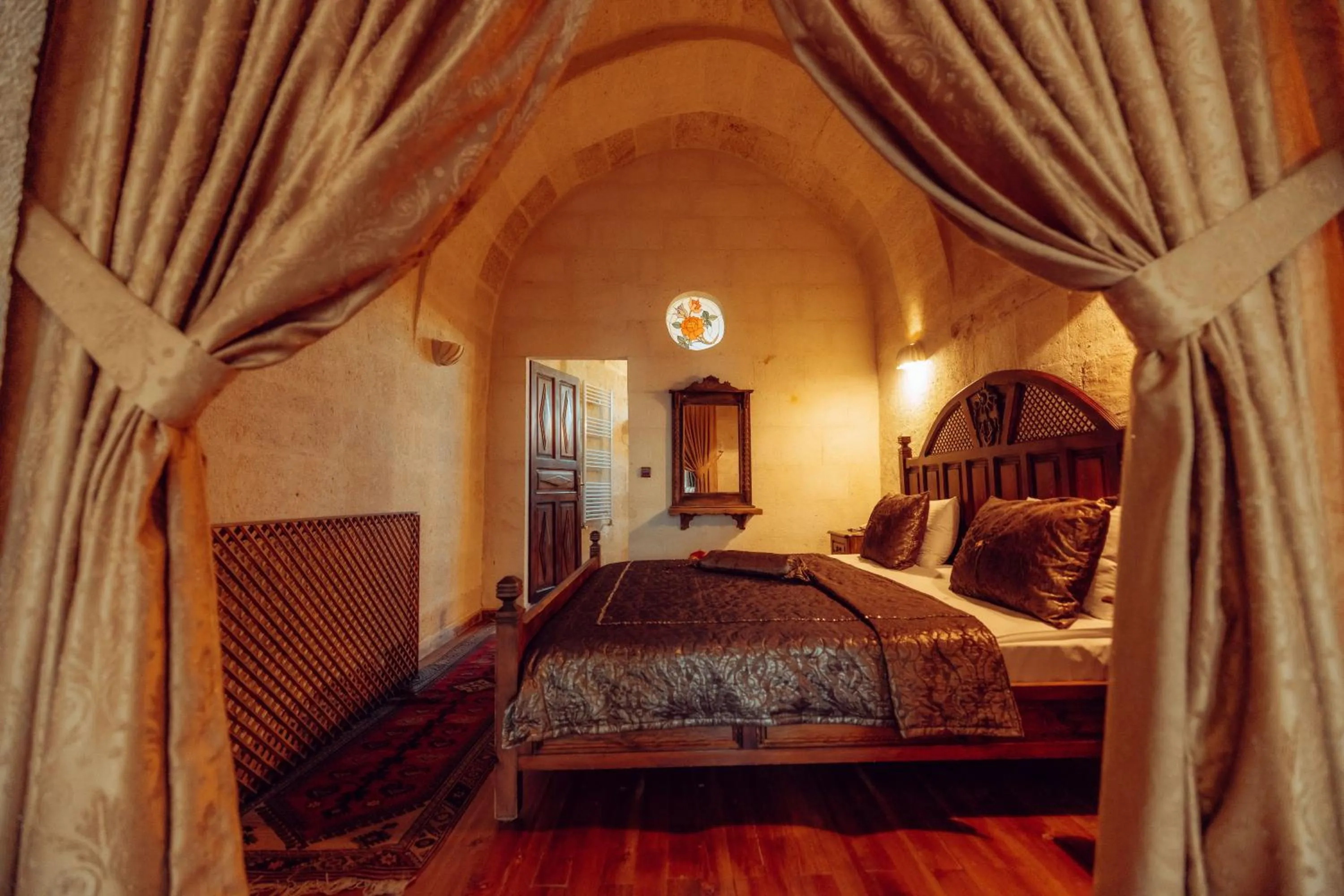 Bedroom, Bed in Melis Cave Hotel