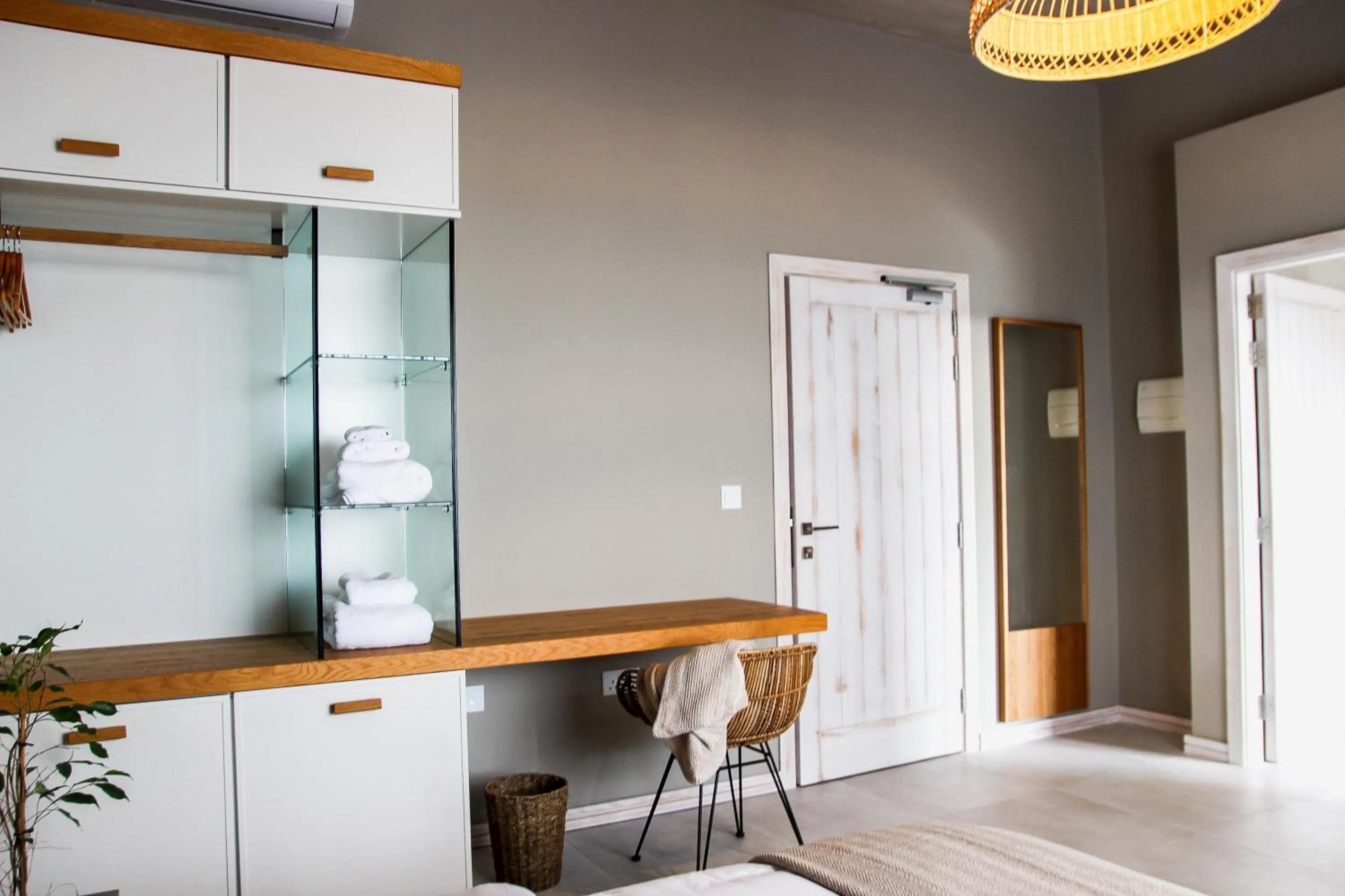 hair dresser in Villa dei Venti