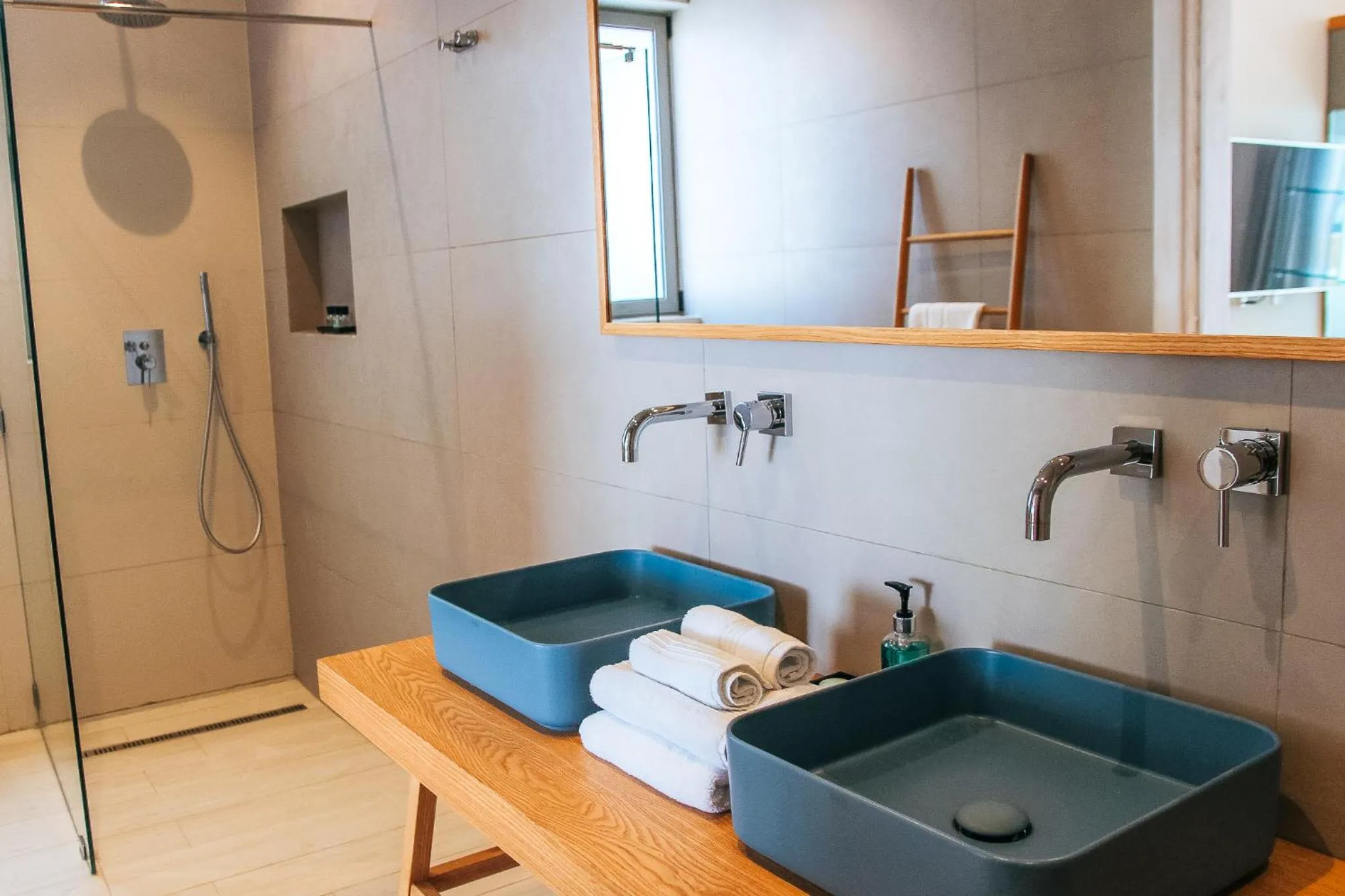 Shower in Villa dei Venti