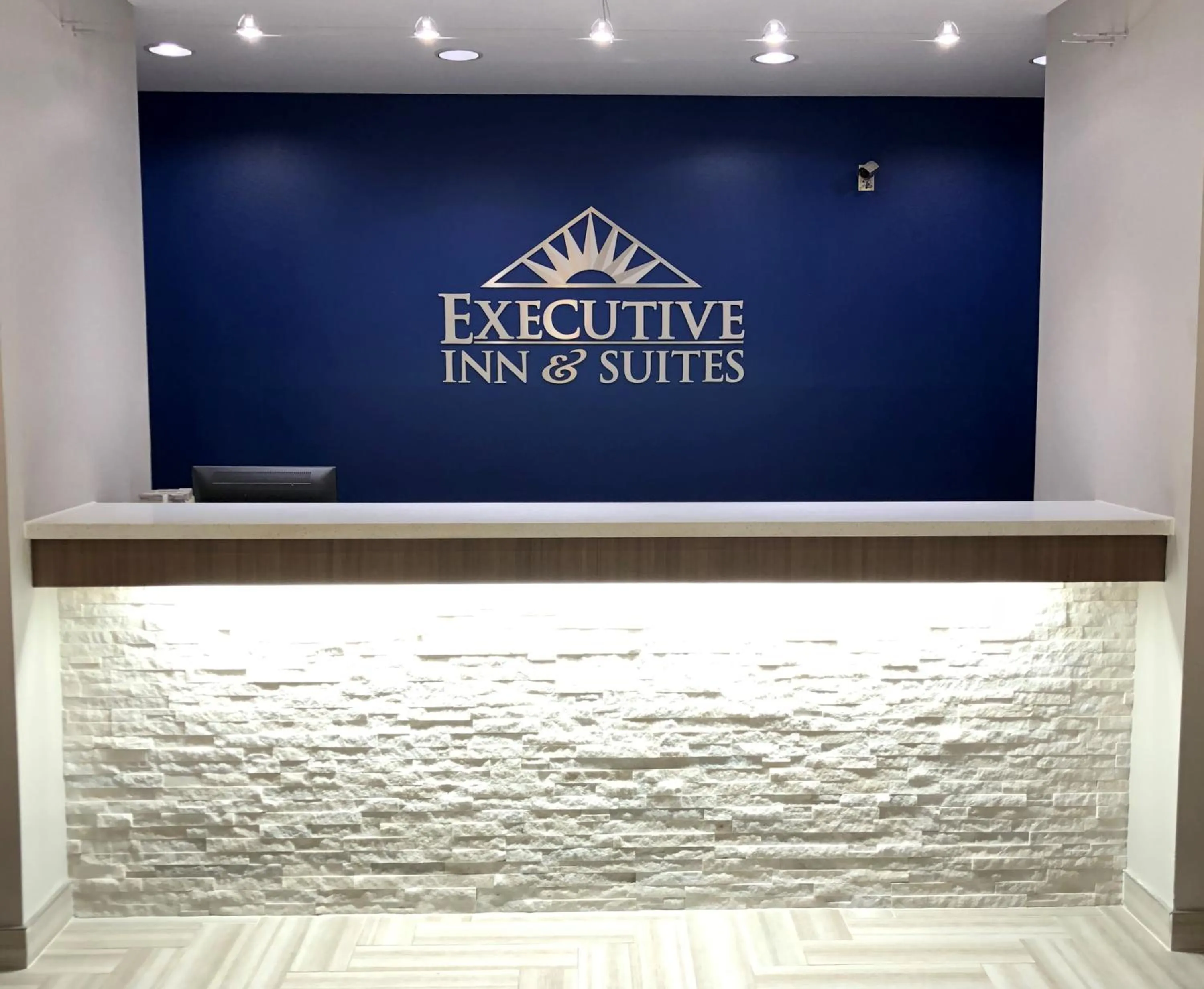 Lobby or reception in Executive Inn and Suites Joaquin