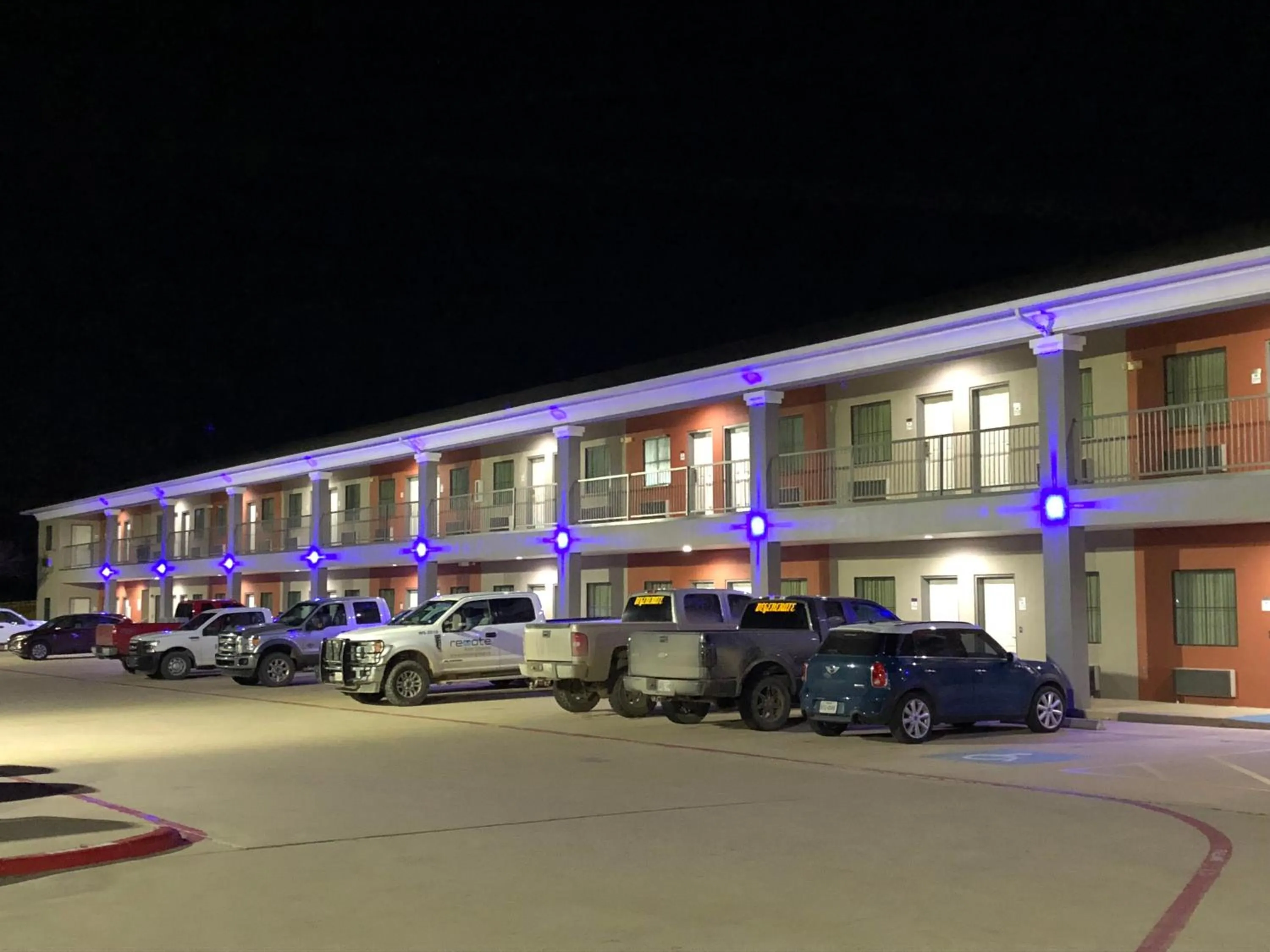 Facade/entrance in Executive Inn and Suites Joaquin