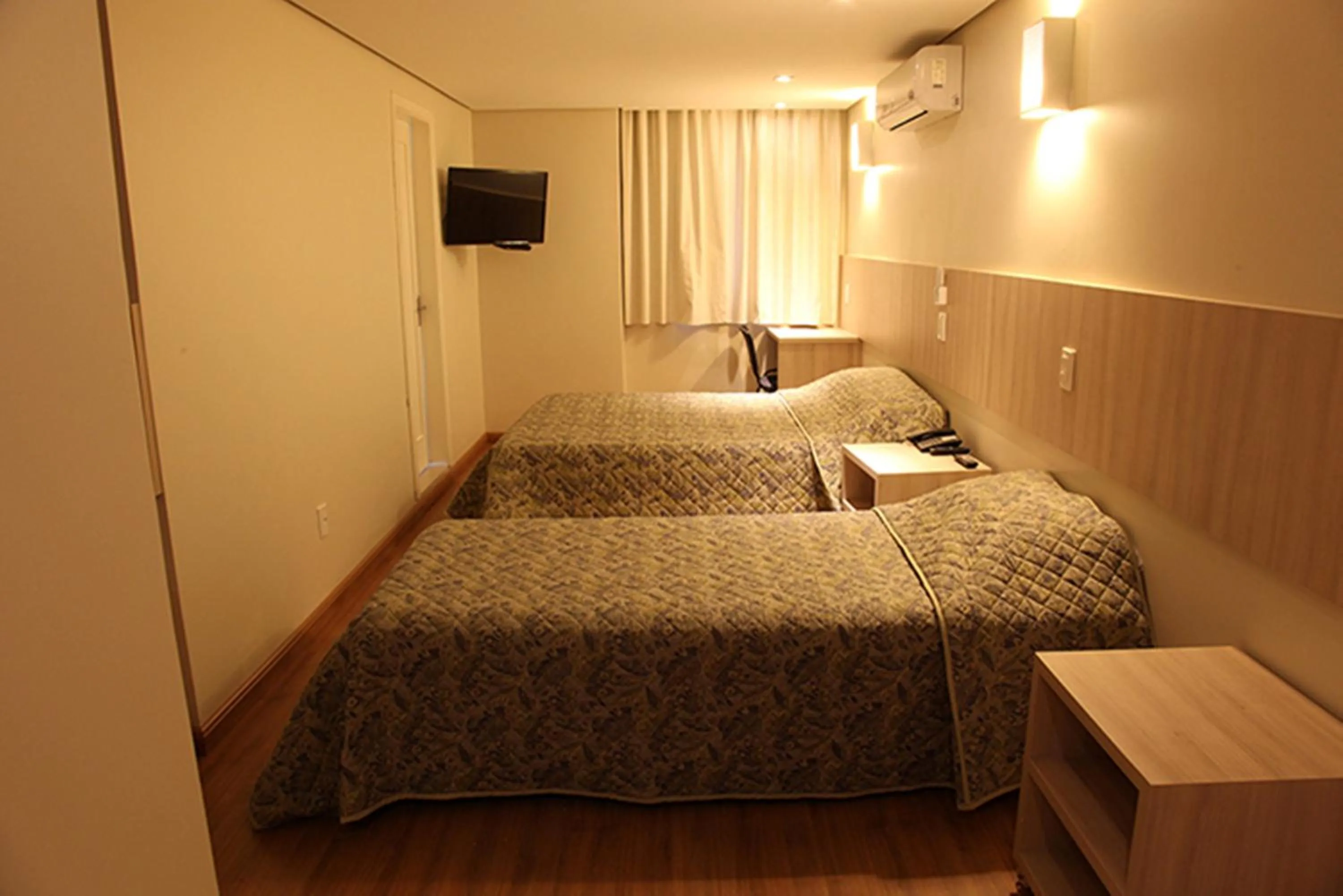 Bedroom, Bed in Golden Hotel - O MAIS CENTRAL - Pet Friendly