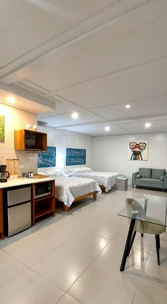 Standard Queen Room in Hotel Plaza Yara