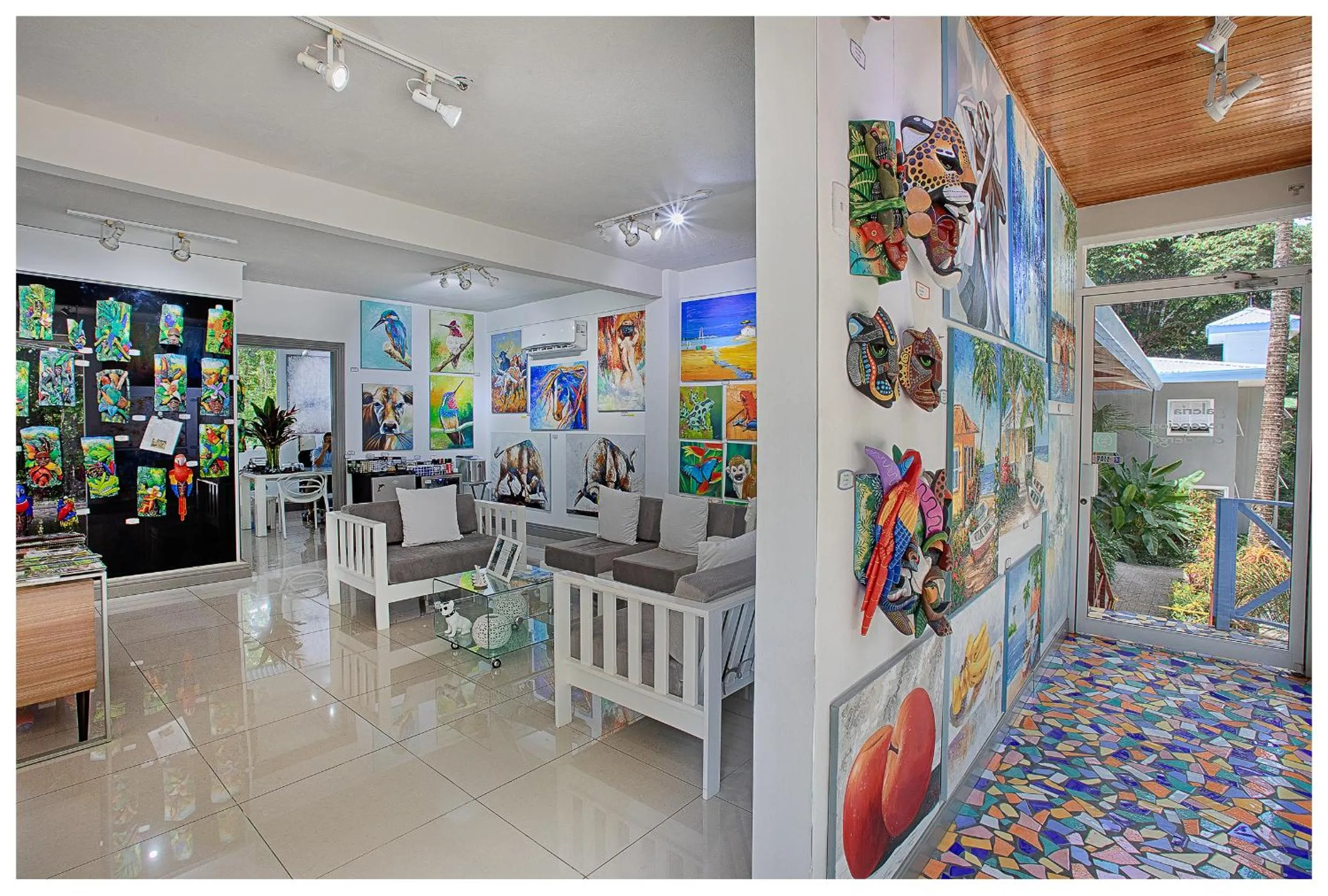 Seating area in Hotel Plaza Yara