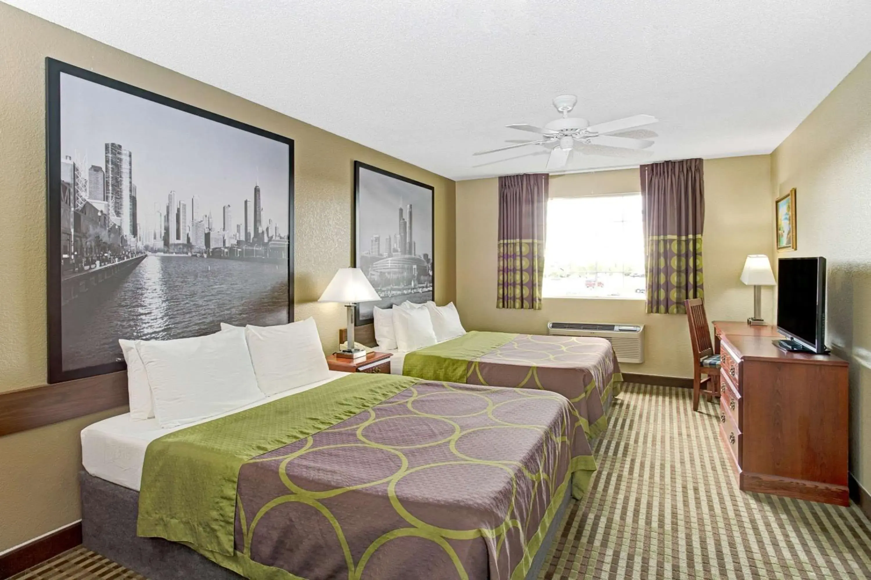 Photo of the whole room in Super 8 by Wyndham Gurnee Photo of the whole room in Super 8 by Wyndham Gurnee