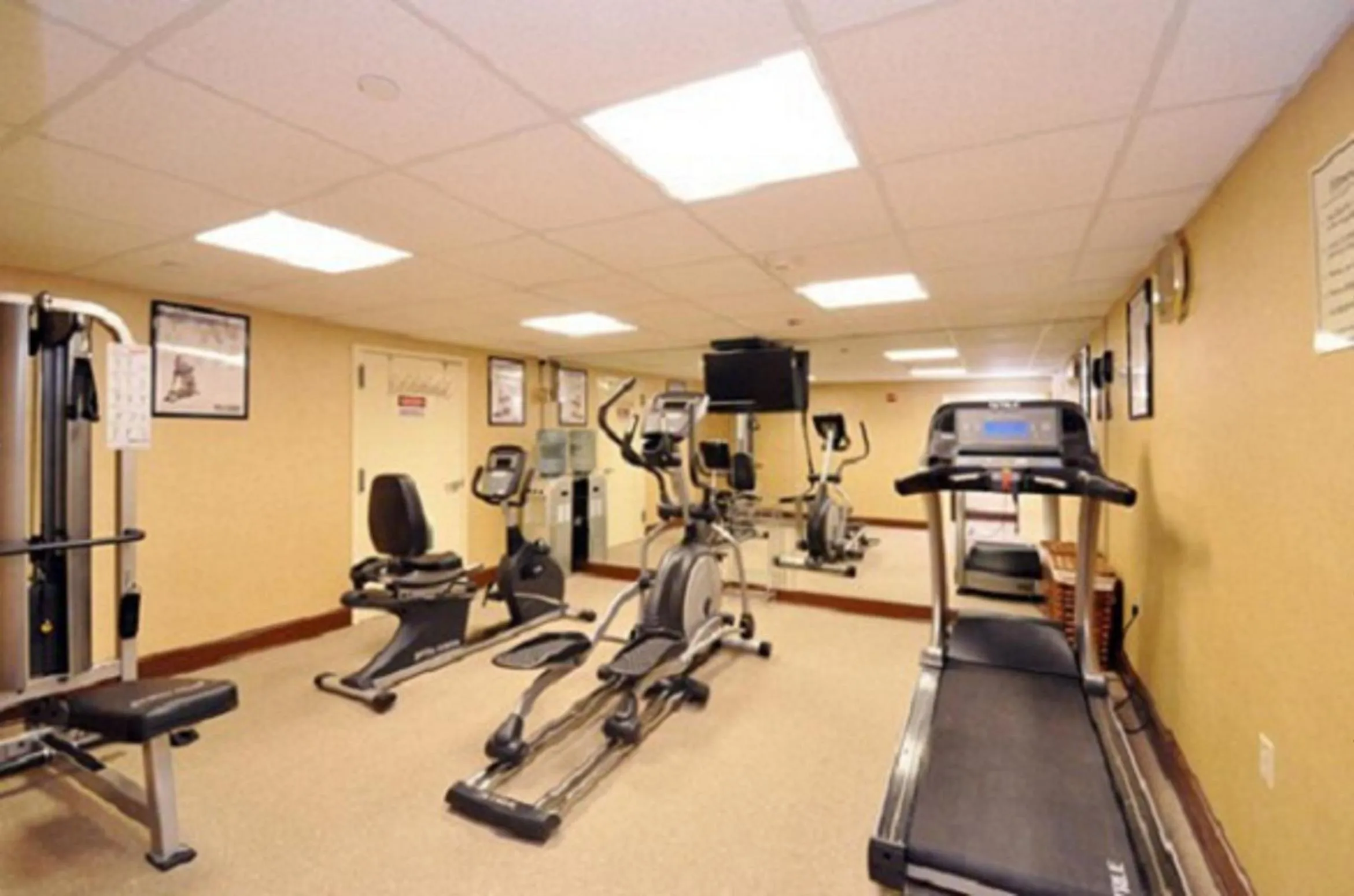 Fitness centre/facilities in Sheridan Hotel