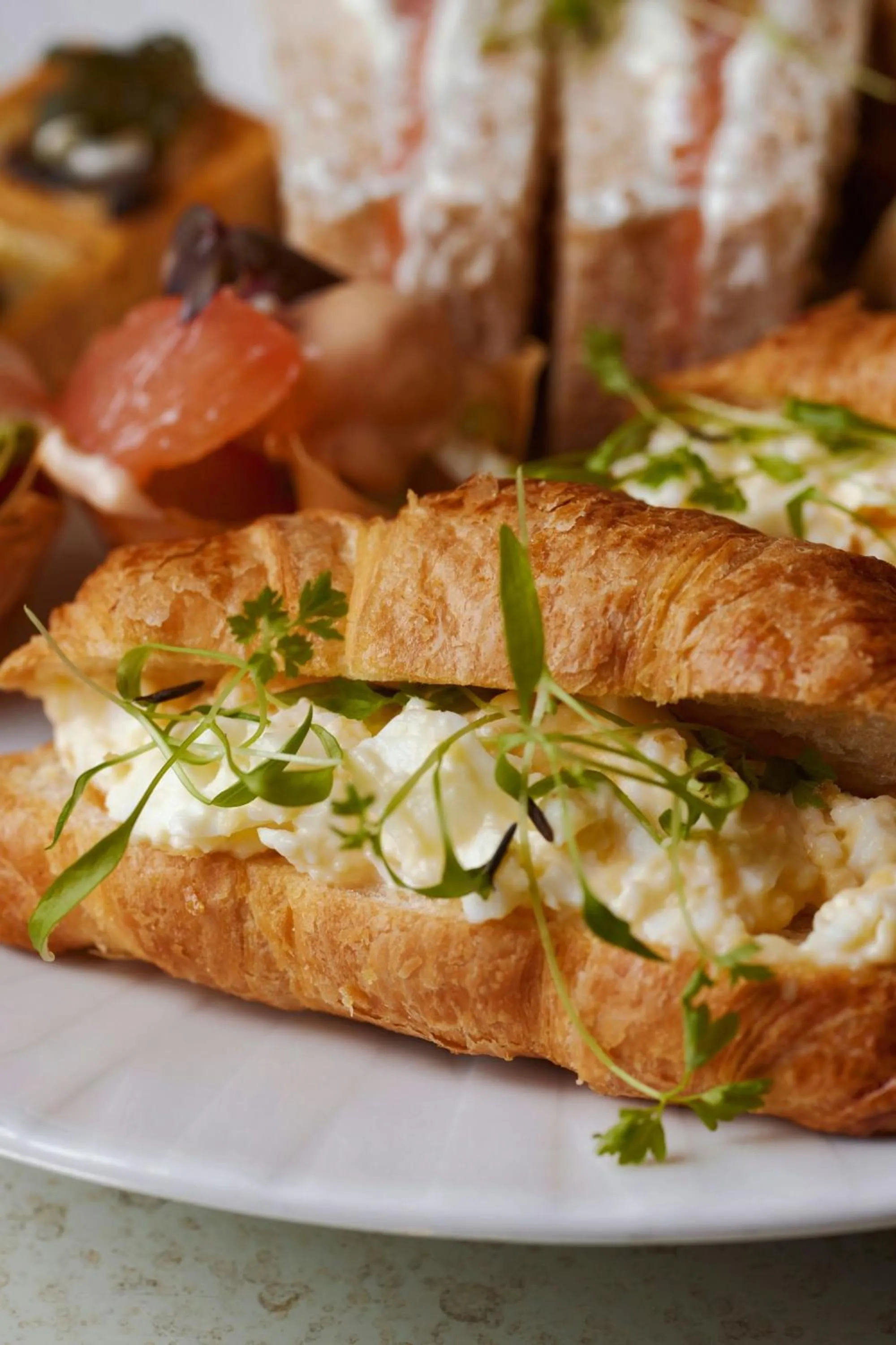 Restaurant/places to eat in The Park Tower Knightsbridge, a Luxury Collection Hotel, London