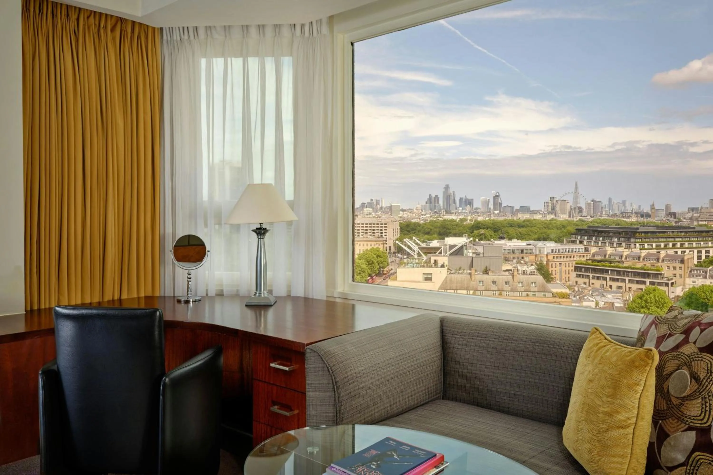 Photo of the whole room in The Park Tower Knightsbridge, a Luxury Collection Hotel, London